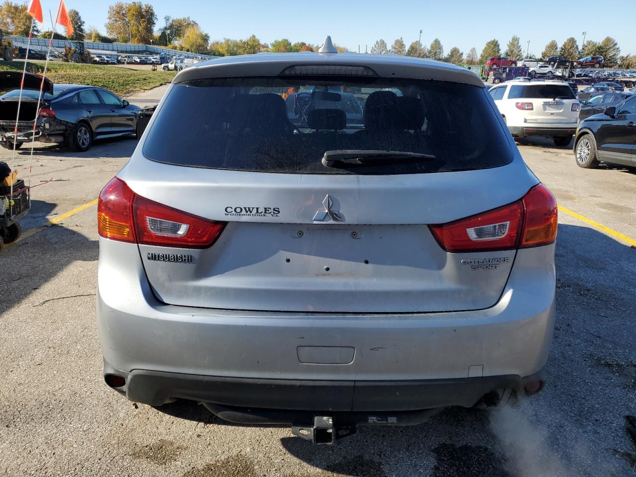 2017 Mitsubishi Outlander - Image 6