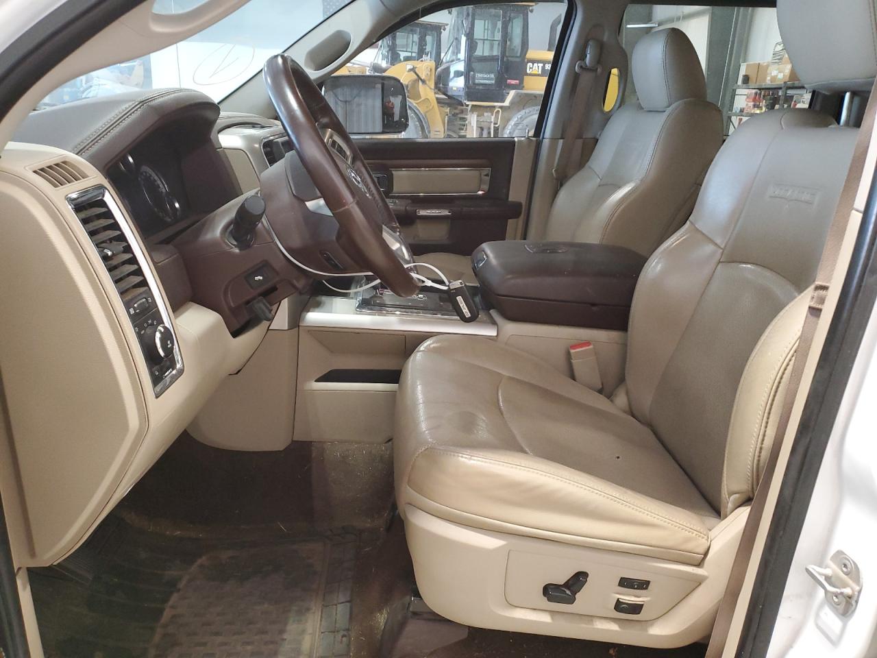 2013 Ram 1500 Laramie VIN: 1C6RR7NT8DS586568 Lot: 80901195