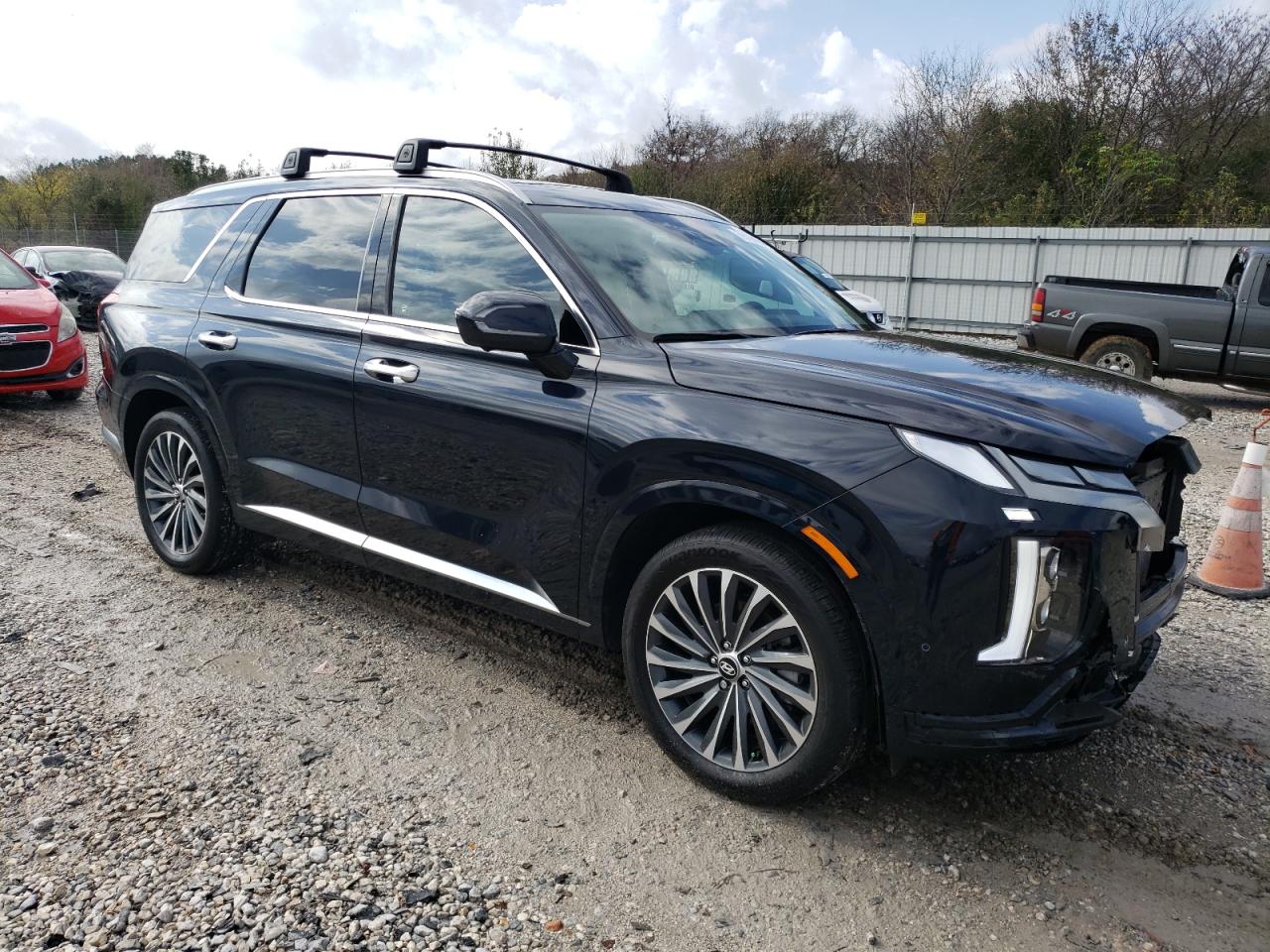 2024 Hyundai Palisade - Image 4