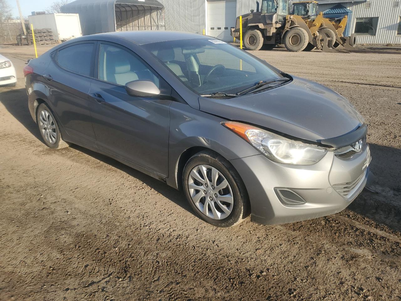 2013 Hyundai Elantra - Image 4