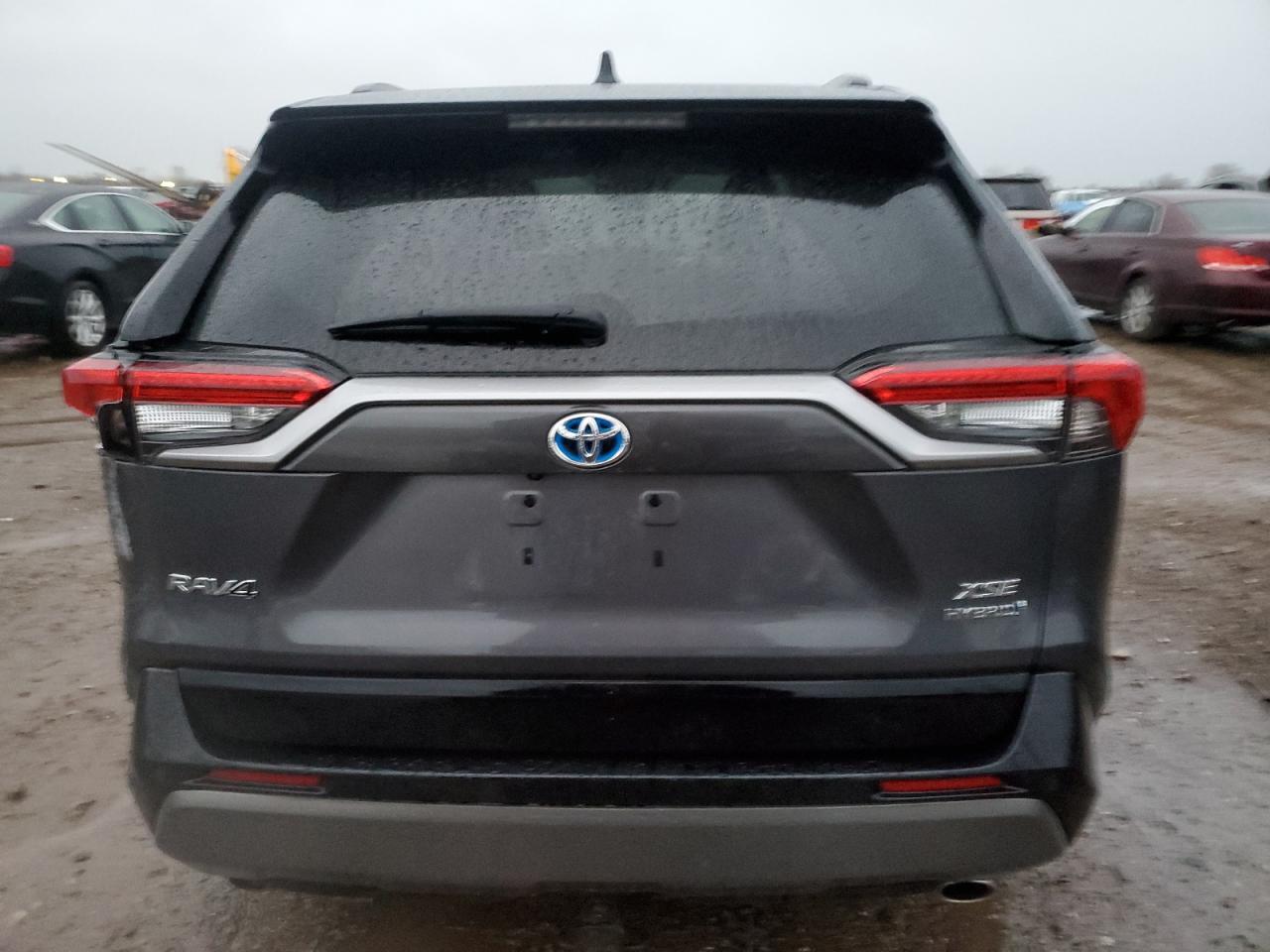 2020 Toyota Rav4 Xse VIN: 2T3EWRFV8LW083351 Lot: 78865344