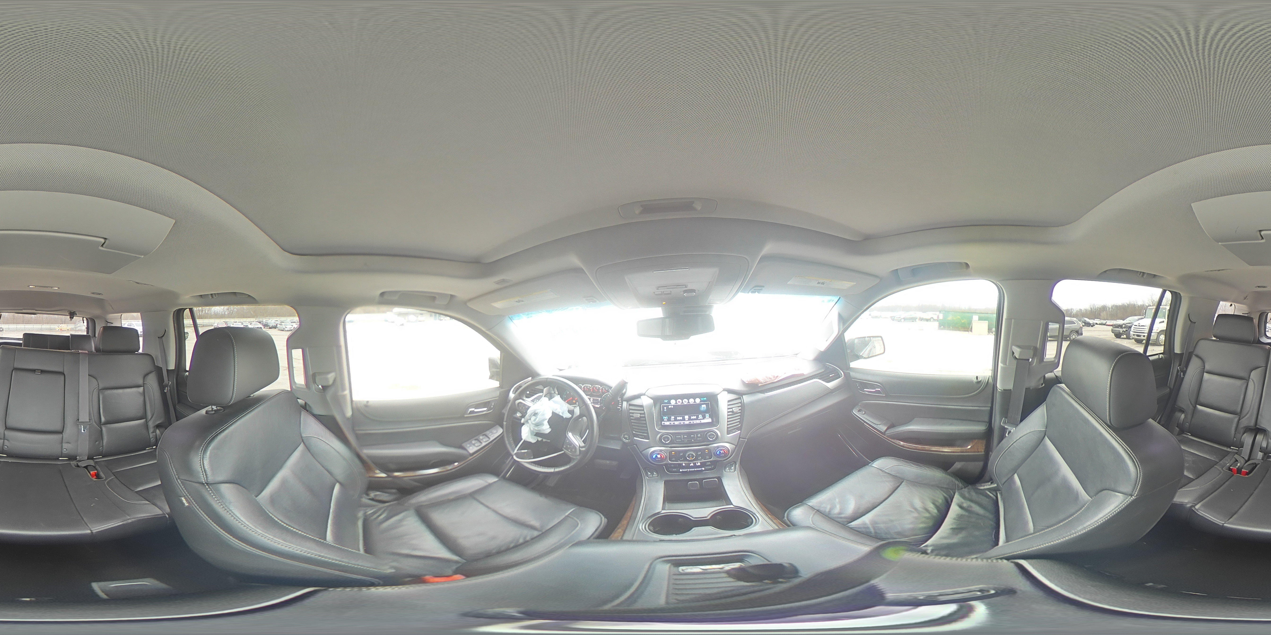 2016 Chevrolet Tahoe - Image 13