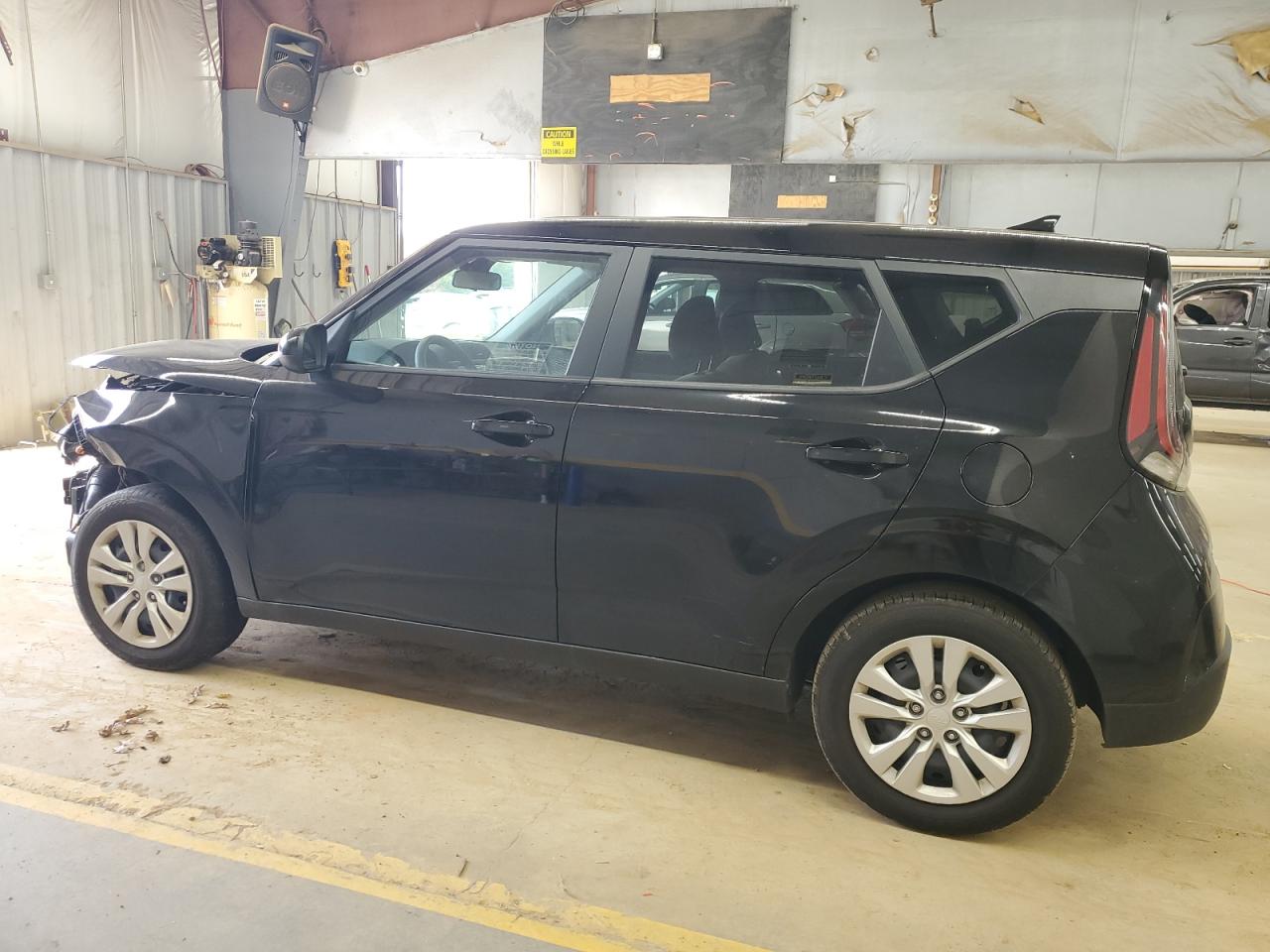 2023 Kia Soul - Image 2