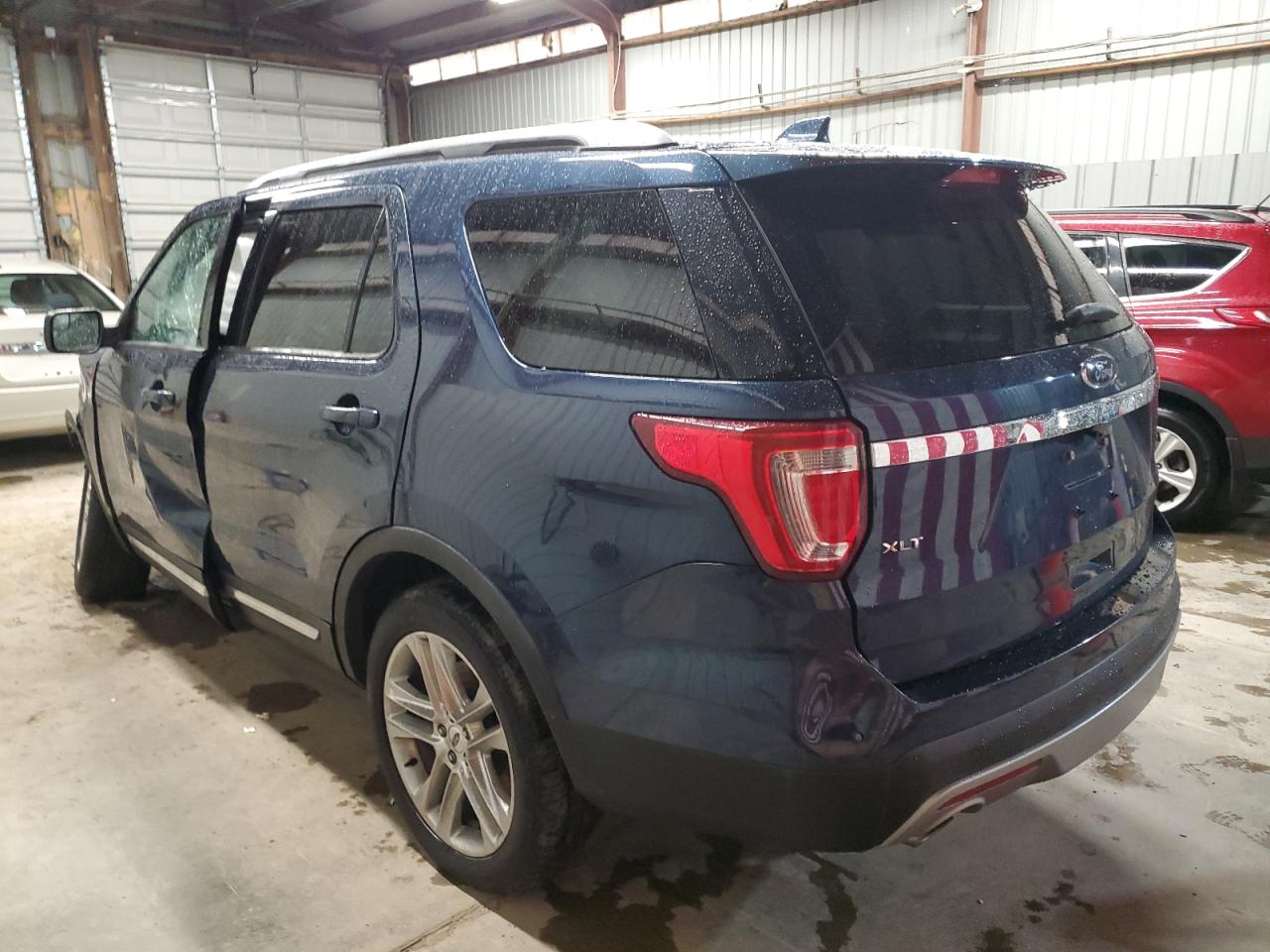 2016 Ford Explorer - Image 2