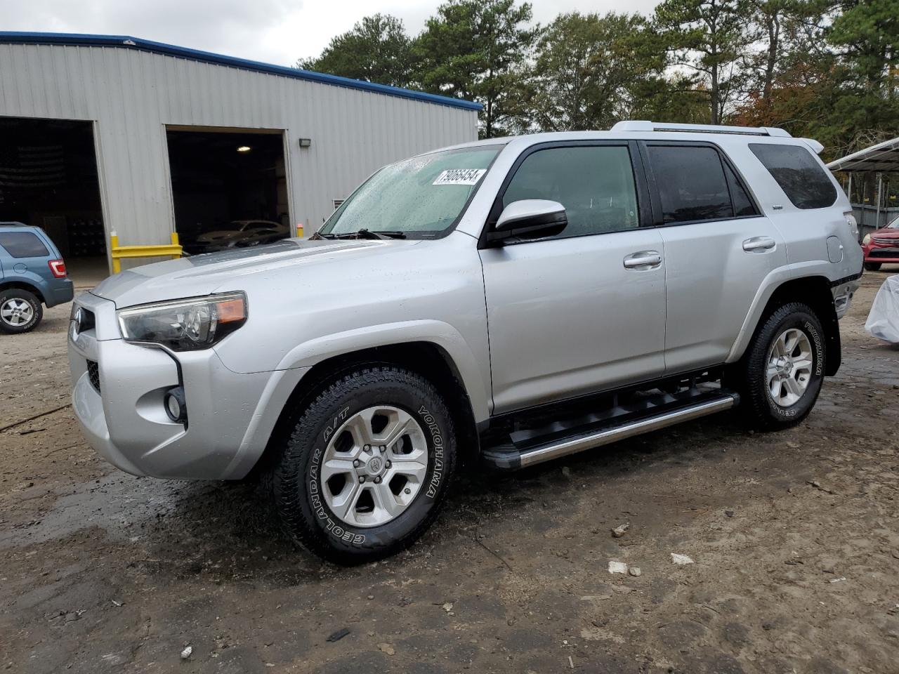 VIN JTEZU5JRXG5128860 2016 TOYOTA 4RUNNER no.1