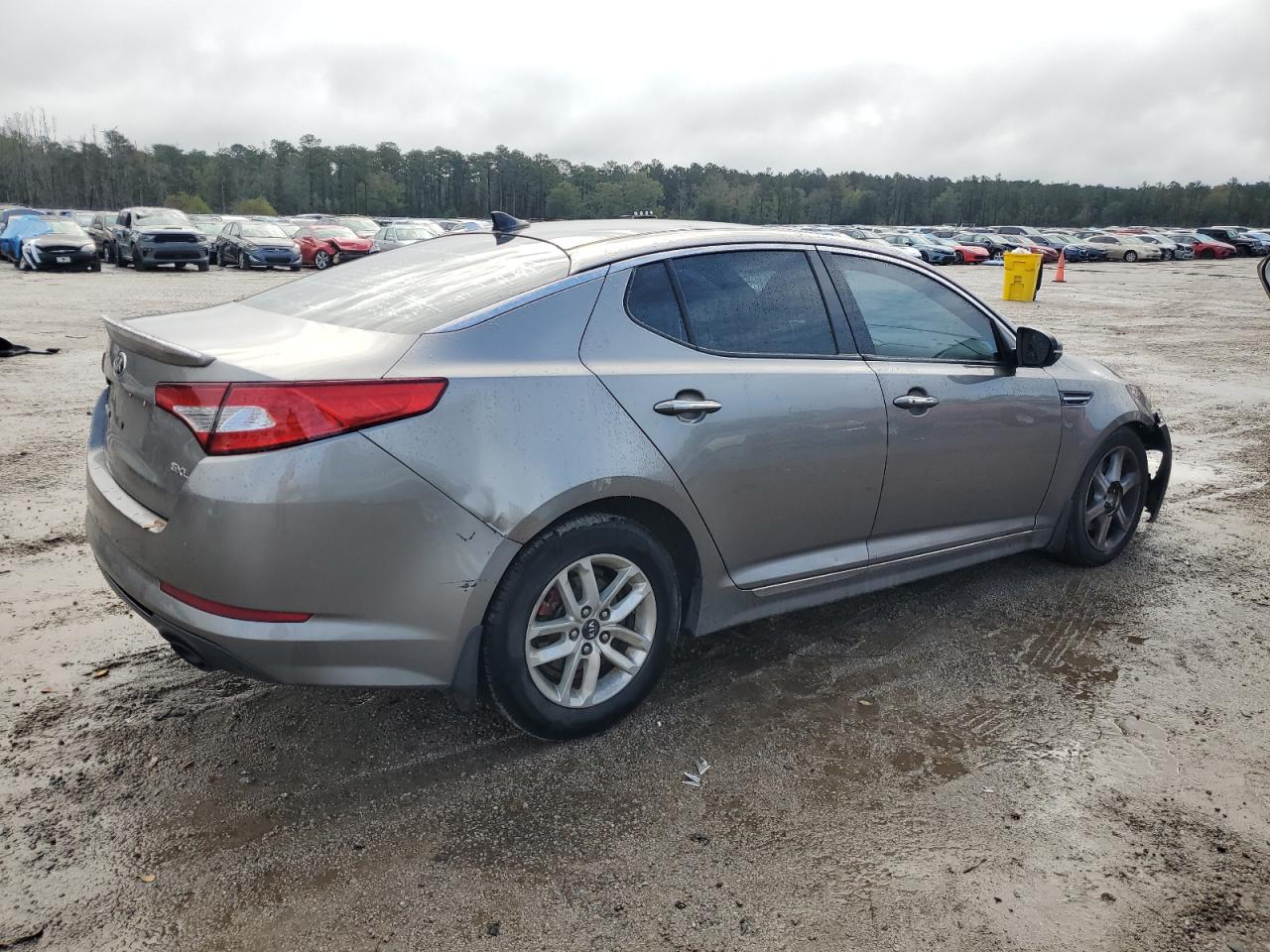 VIN 5XXGR4A62DG164143 2013 KIA OPTIMA no.3