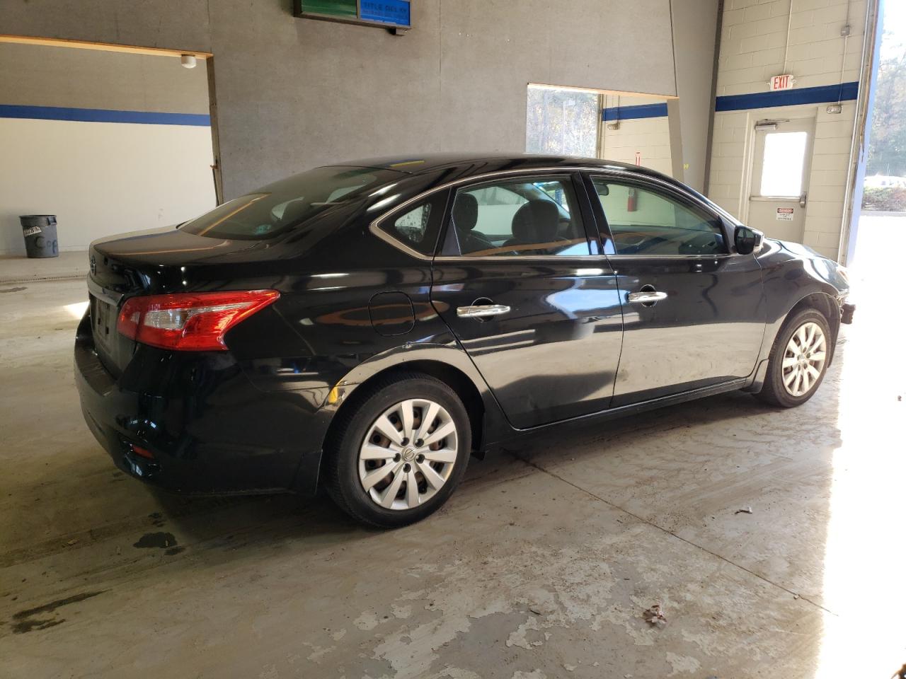 2017 Nissan Sentra - Image 3