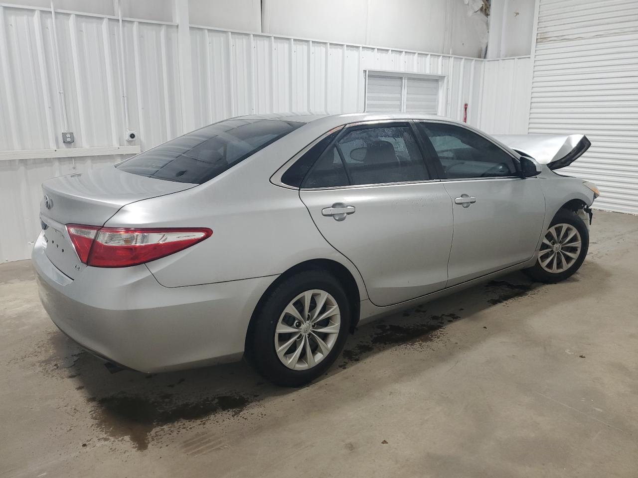 VIN 4T1BF1FK5GU214566 2016 TOYOTA CAMRY no.3