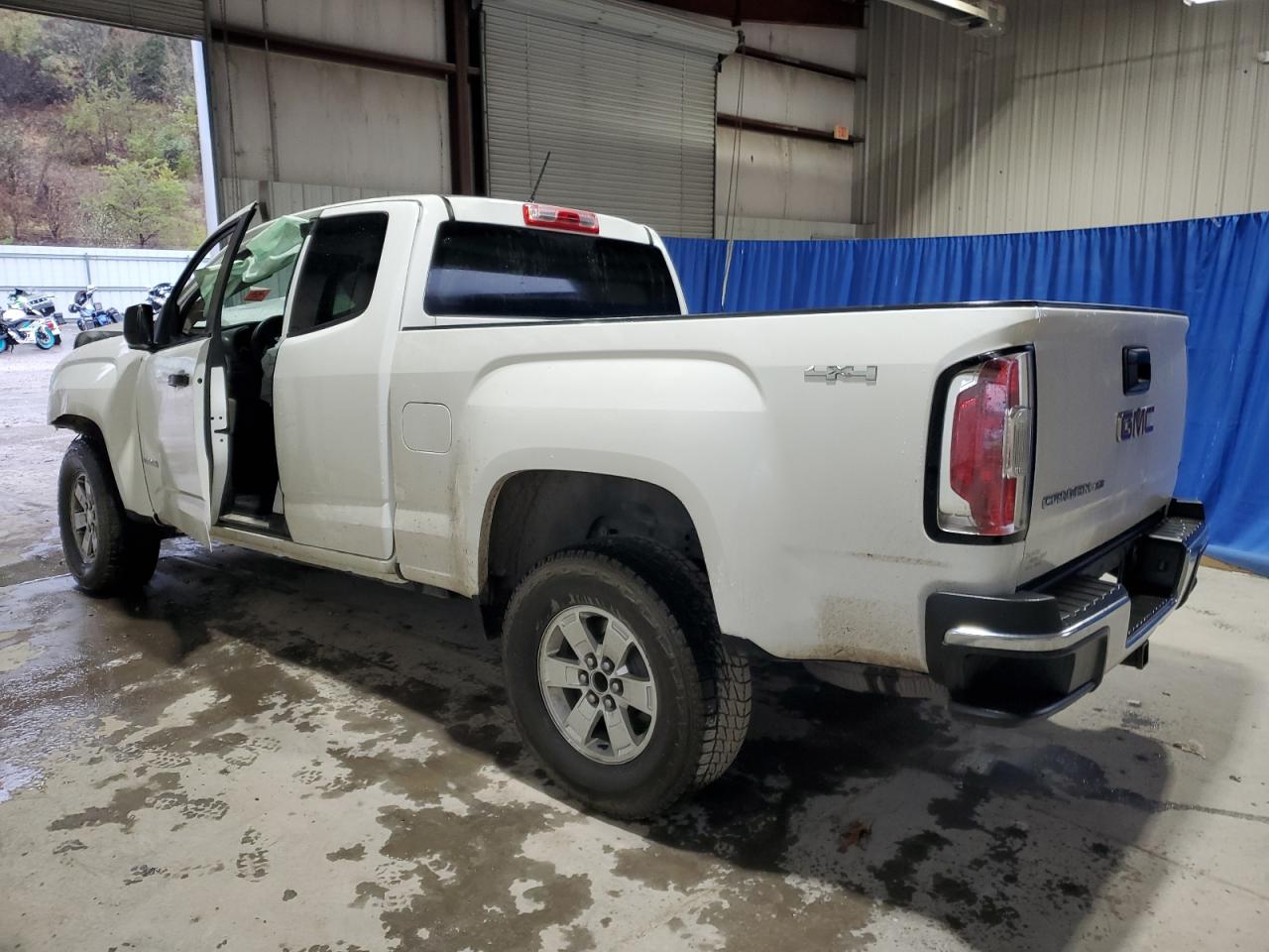 VIN 1GTH6BEN2L1160784 2020 GMC CANYON no.2