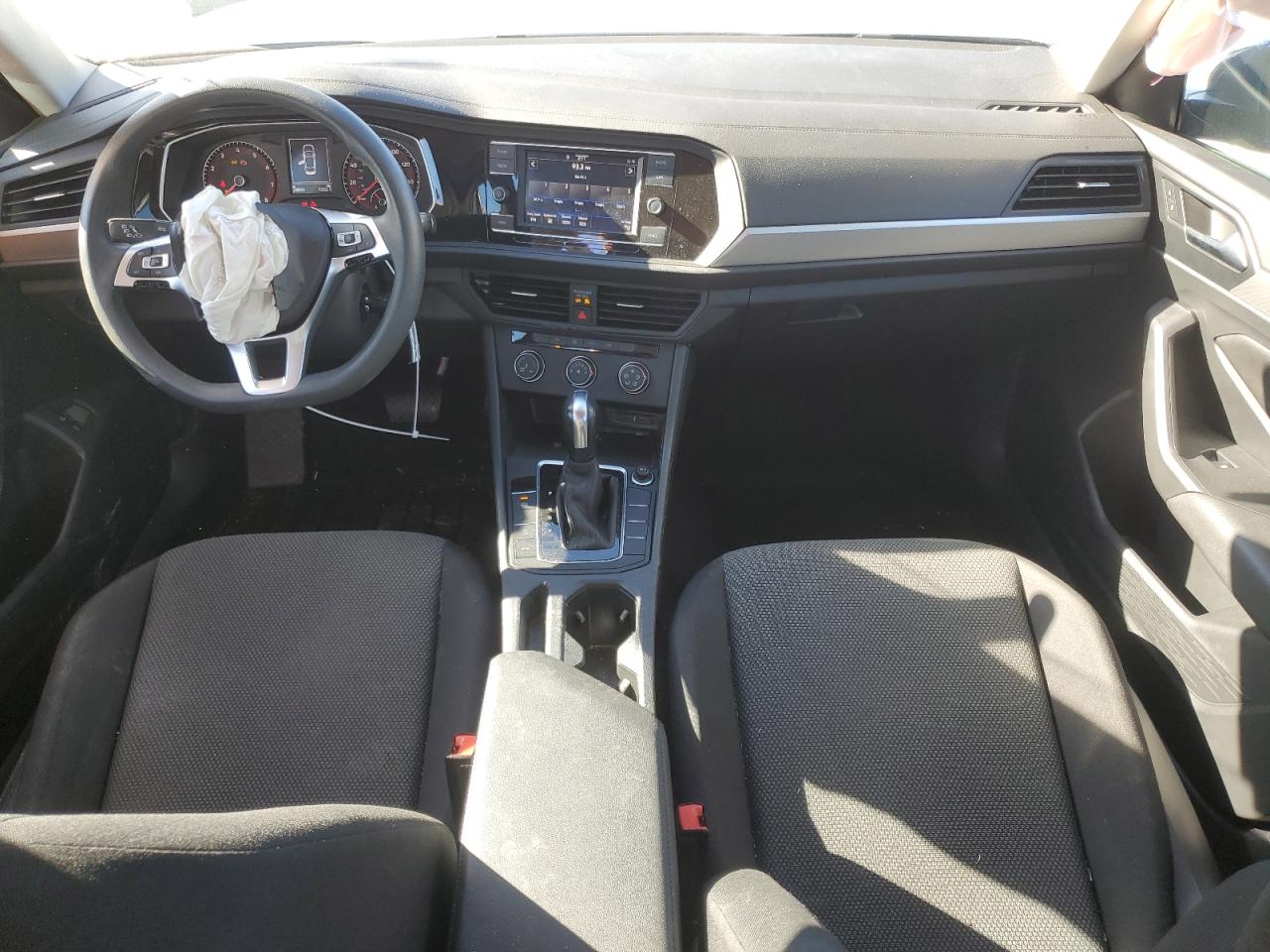 2021 Volkswagen Jetta - Image 8