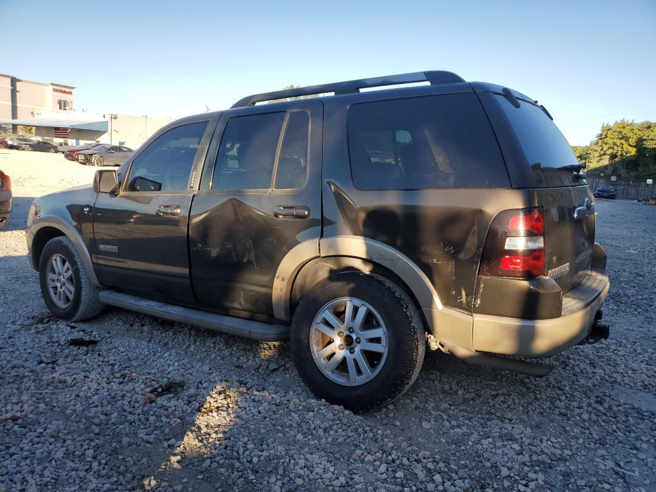 2008 Ford Explorer - Image 2