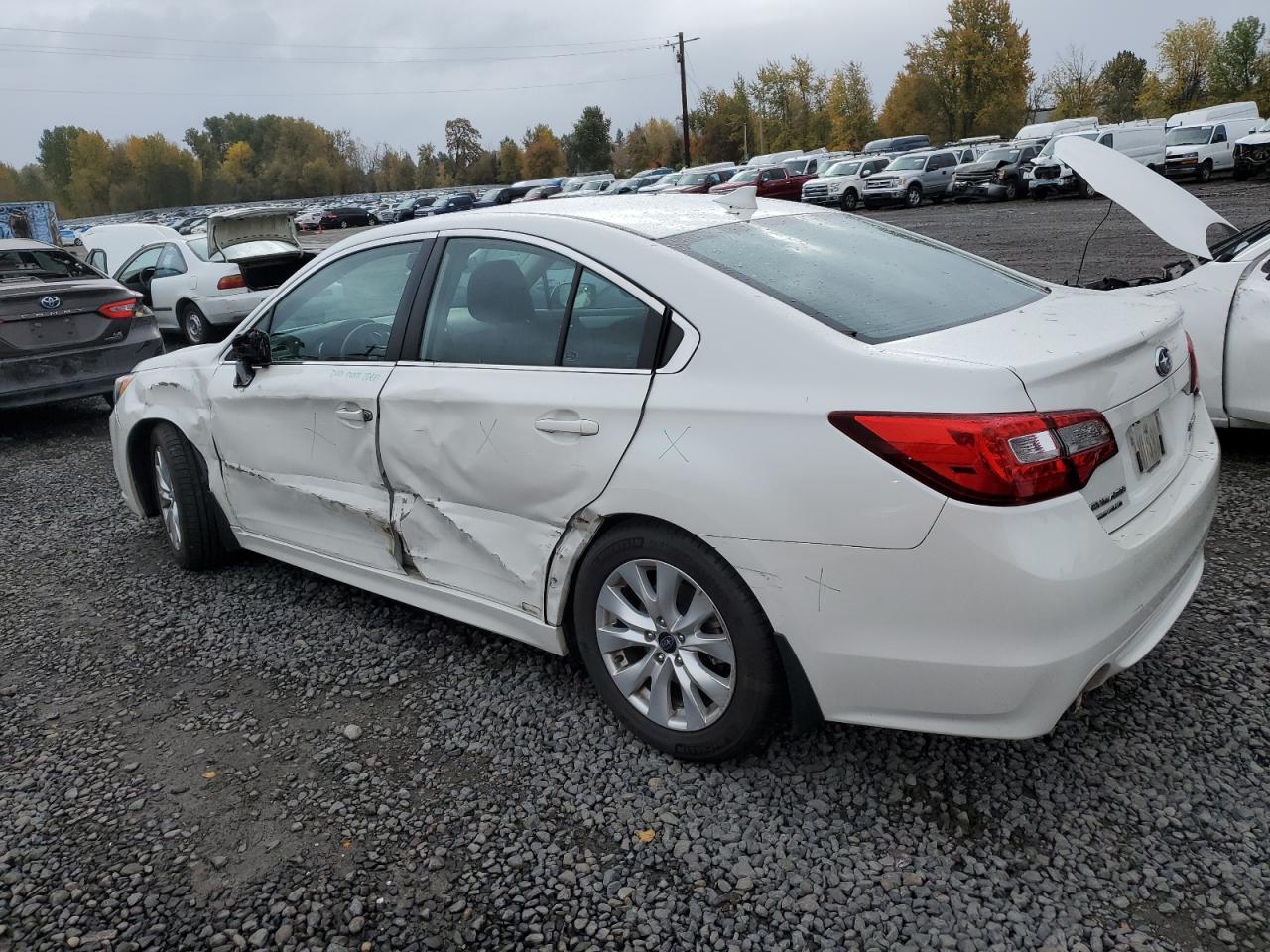 2016 Subaru Legacy - Image 2