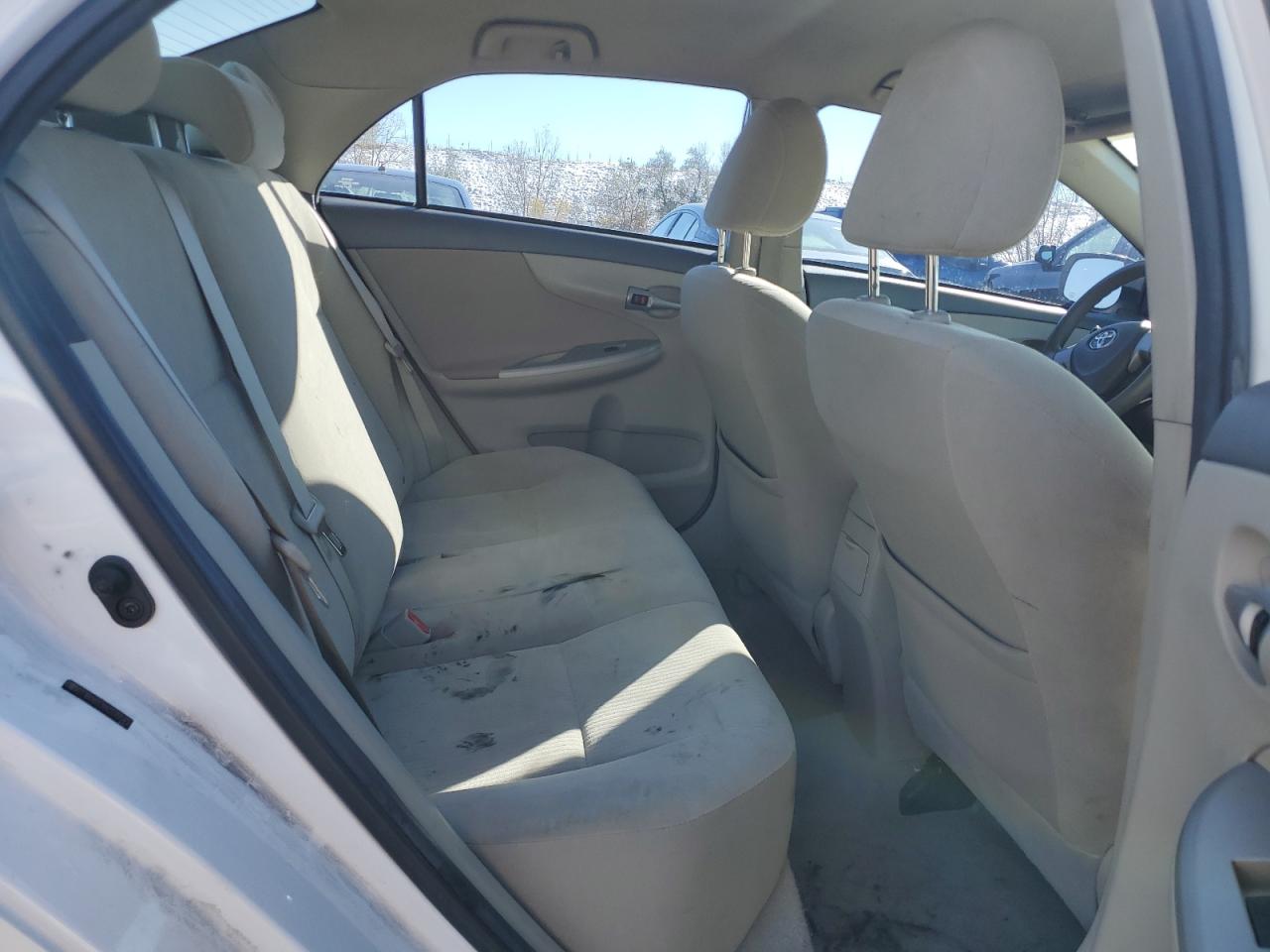 2010 Toyota Corolla - Image 10