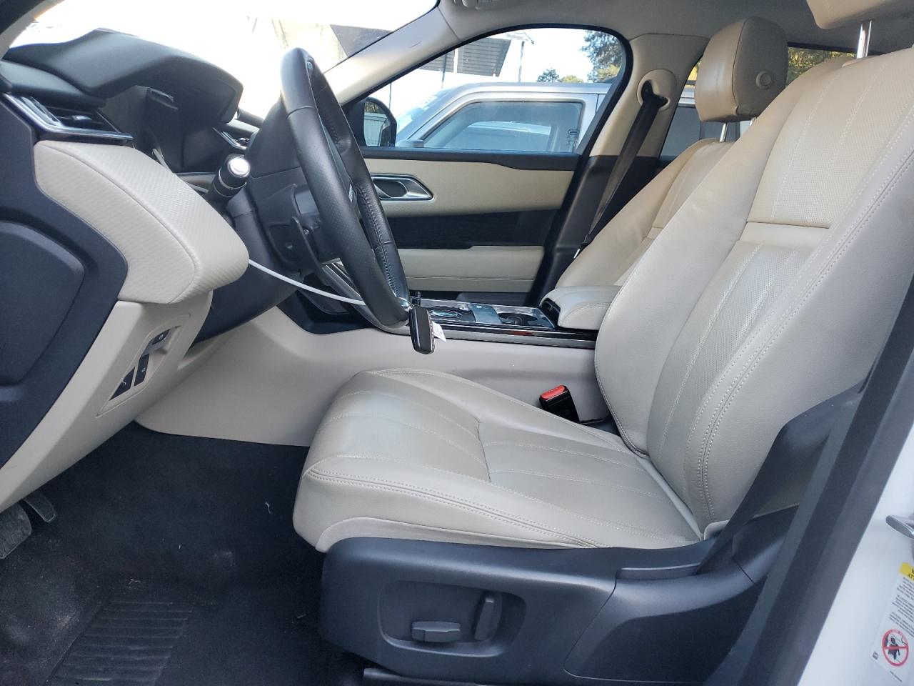 2018 Land Rover Range Rover - Image 7