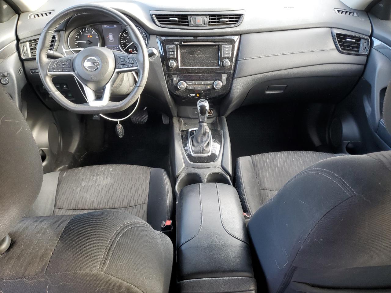 2018 Nissan Rogue - Image 8