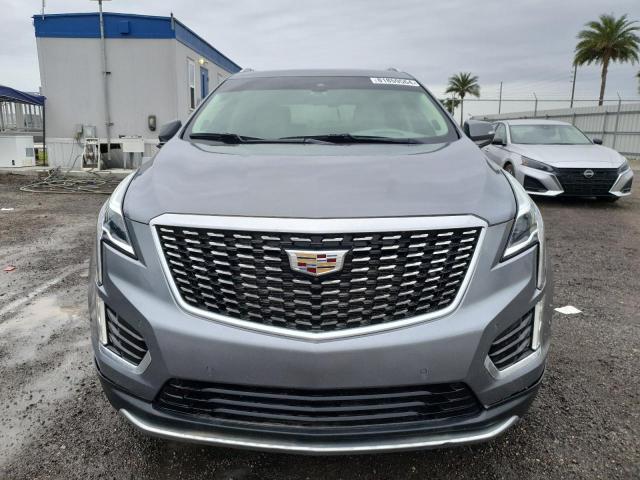  CADILLAC XT5 2020 Серый