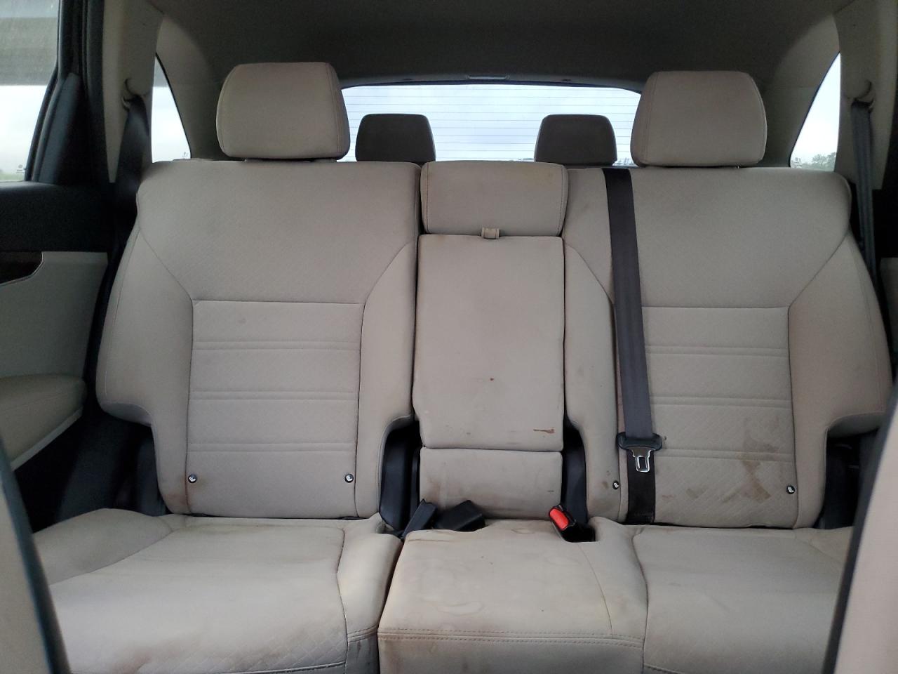 2017 Kia Sorento - Image 10