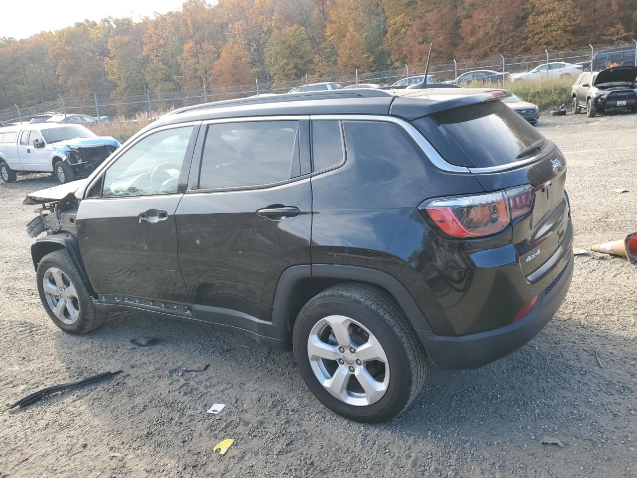 2020 Jeep Compass - Image 2