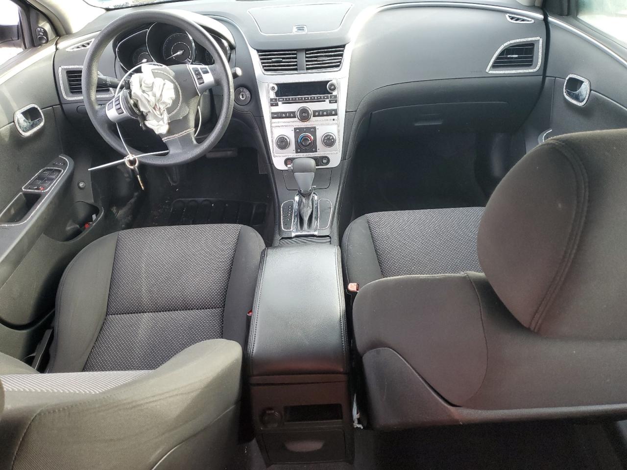2009 Chevrolet Malibu - Image 8