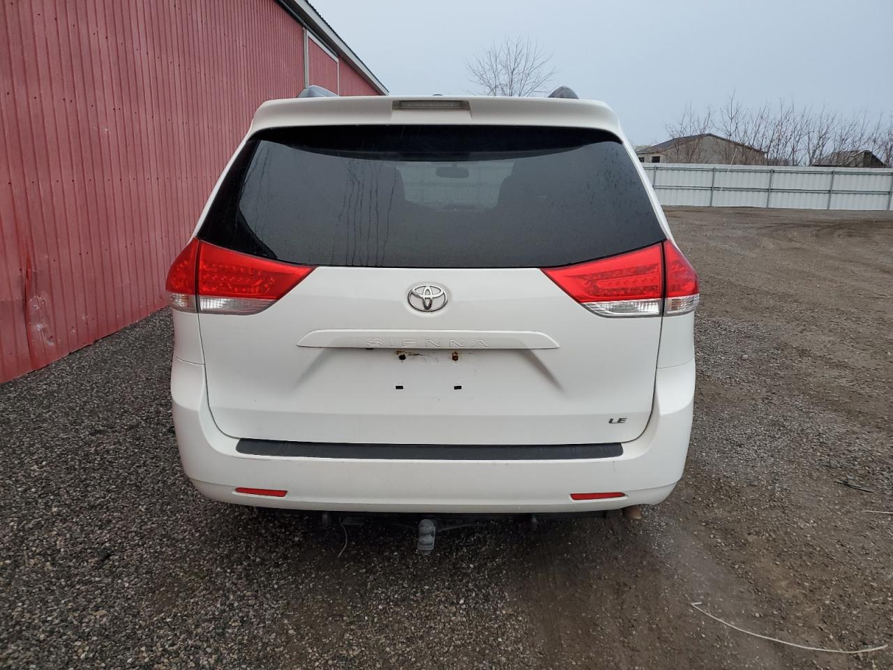 2012 Toyota Sienna Le VIN: 5TDKK3DC4CS221353 Lot: 80568294