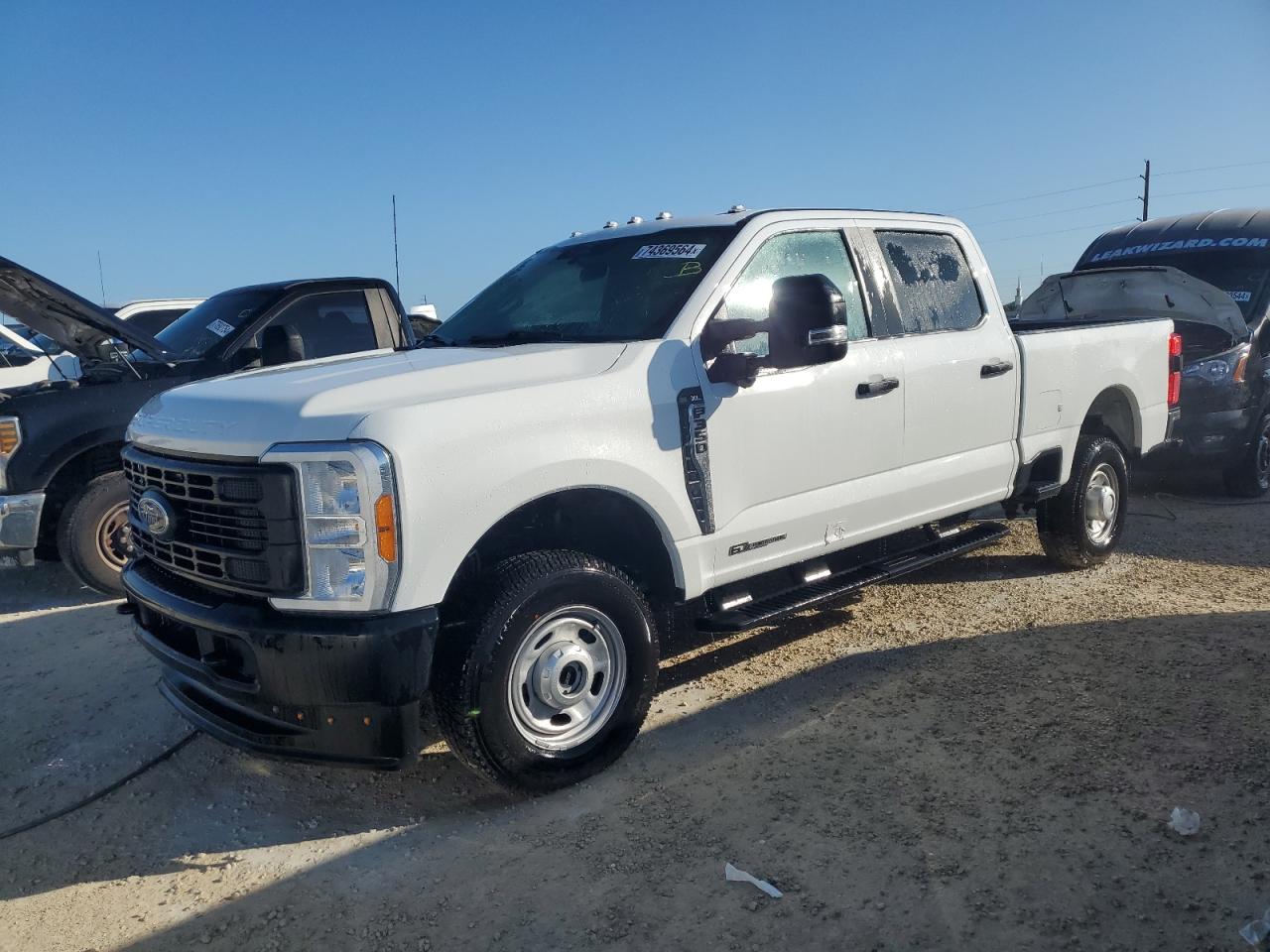 2023 Ford F350 Super Duty for Sale in Arcadia, FL - Water/Flood