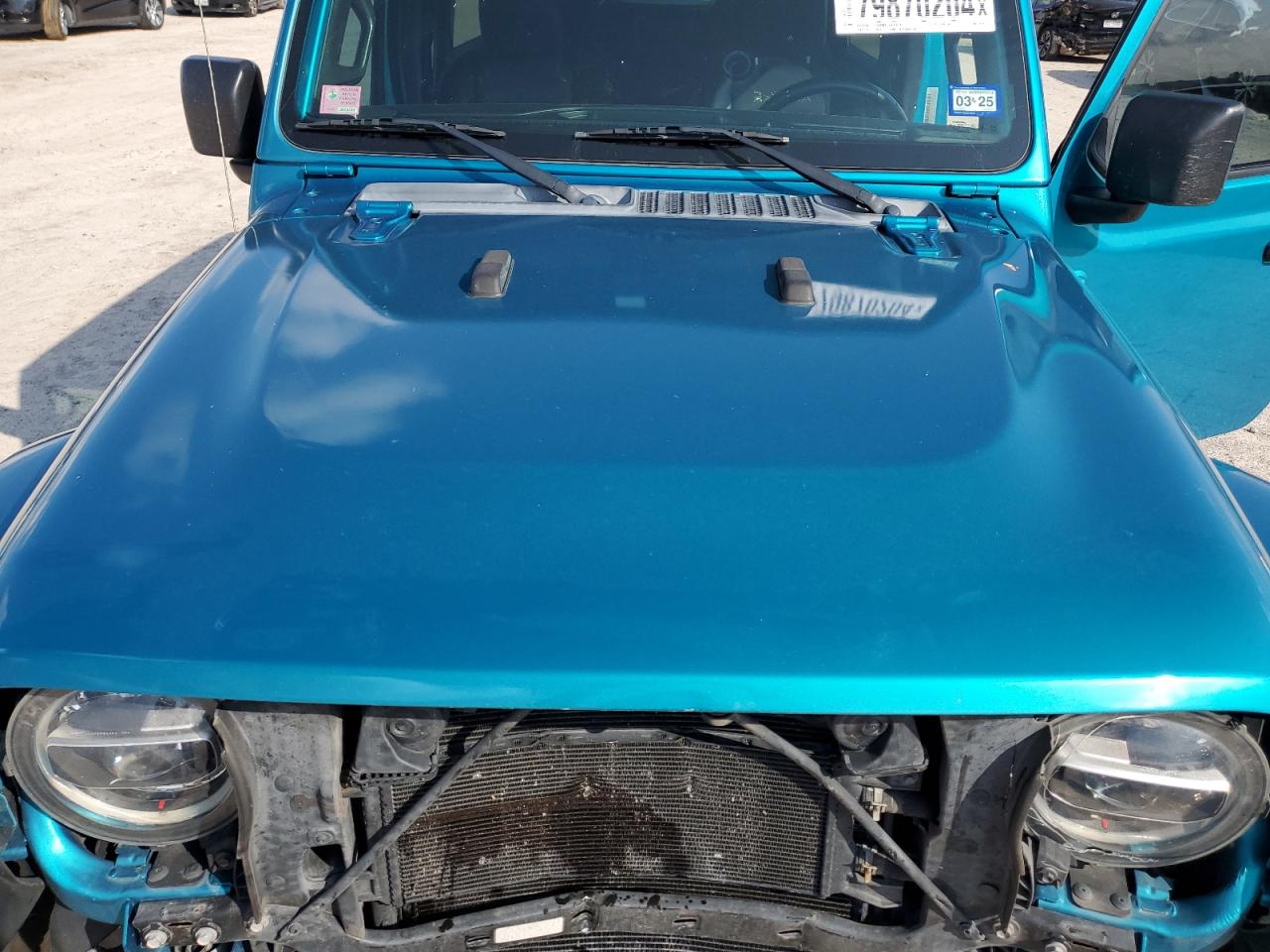 2020 Jeep Wrangler - Image 12
