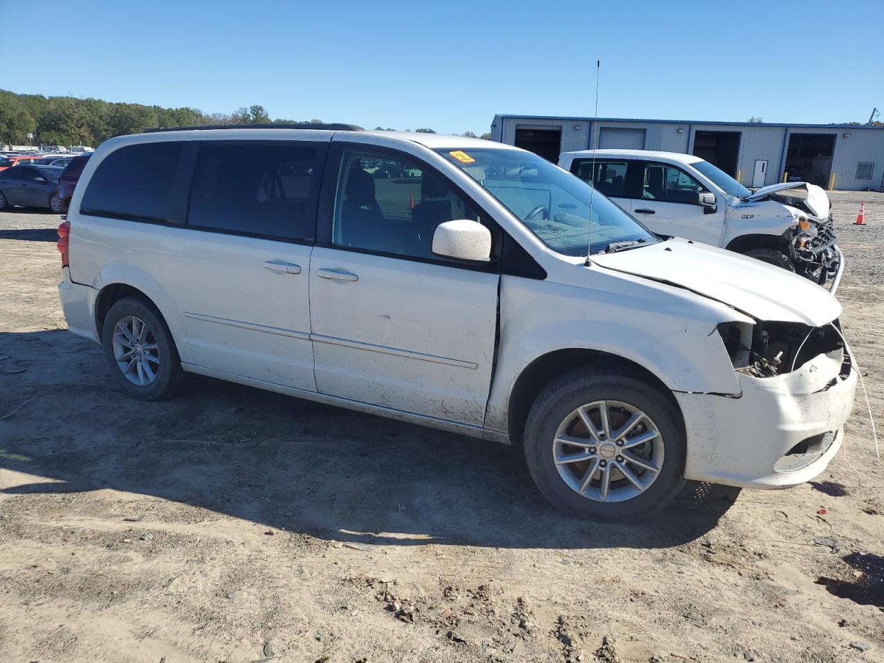 2013 Dodge Caravan - Image 4