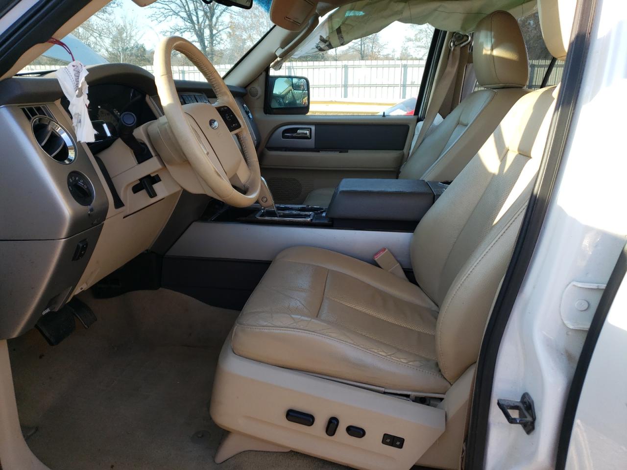 2014 Ford Expedition - Image 7