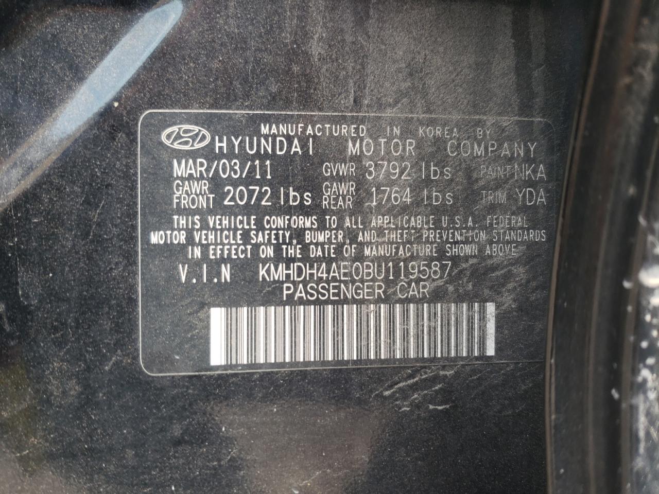 2011 Hyundai Elantra - Image 12