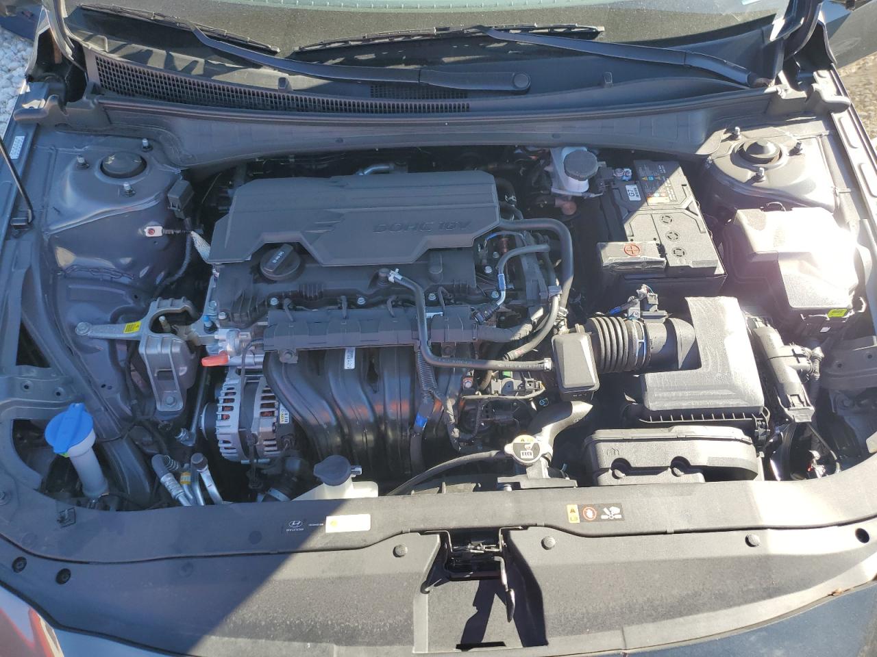 2024 Hyundai Elantra - Image 11