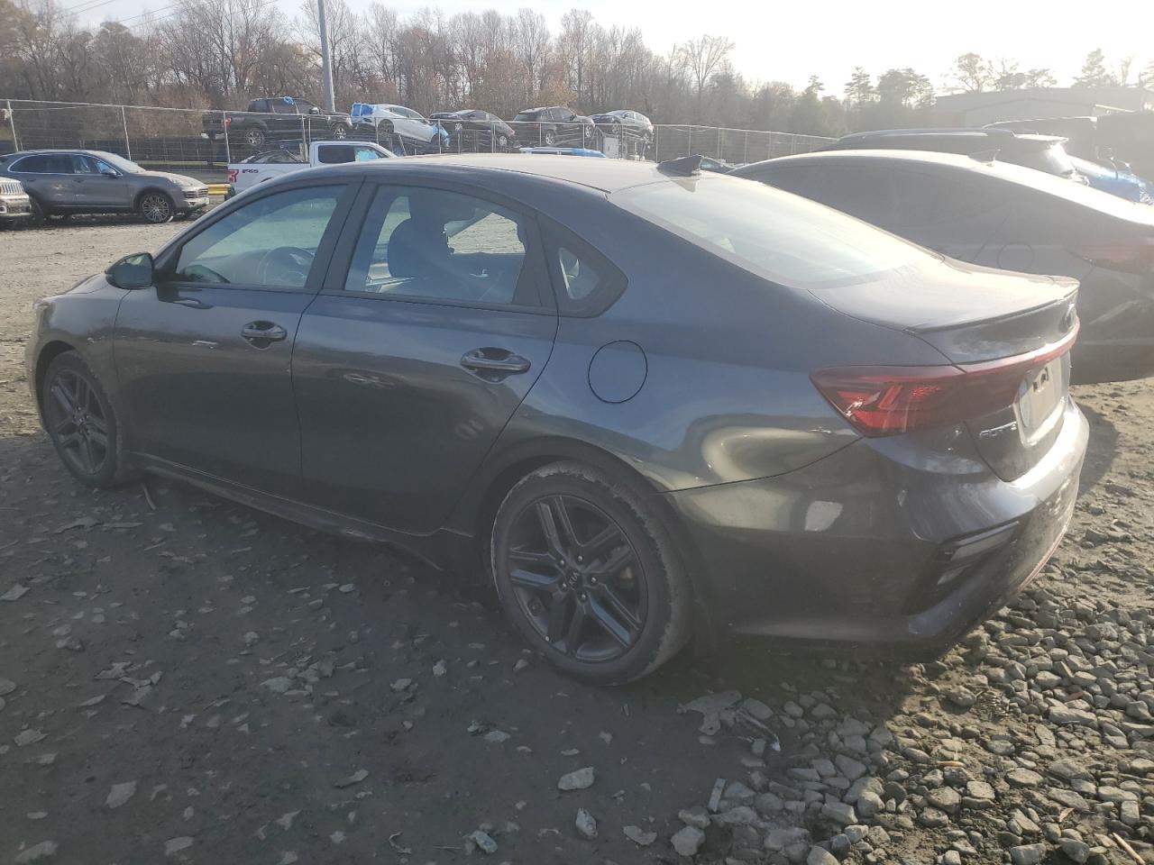 2021 Kia Forte - Image 2