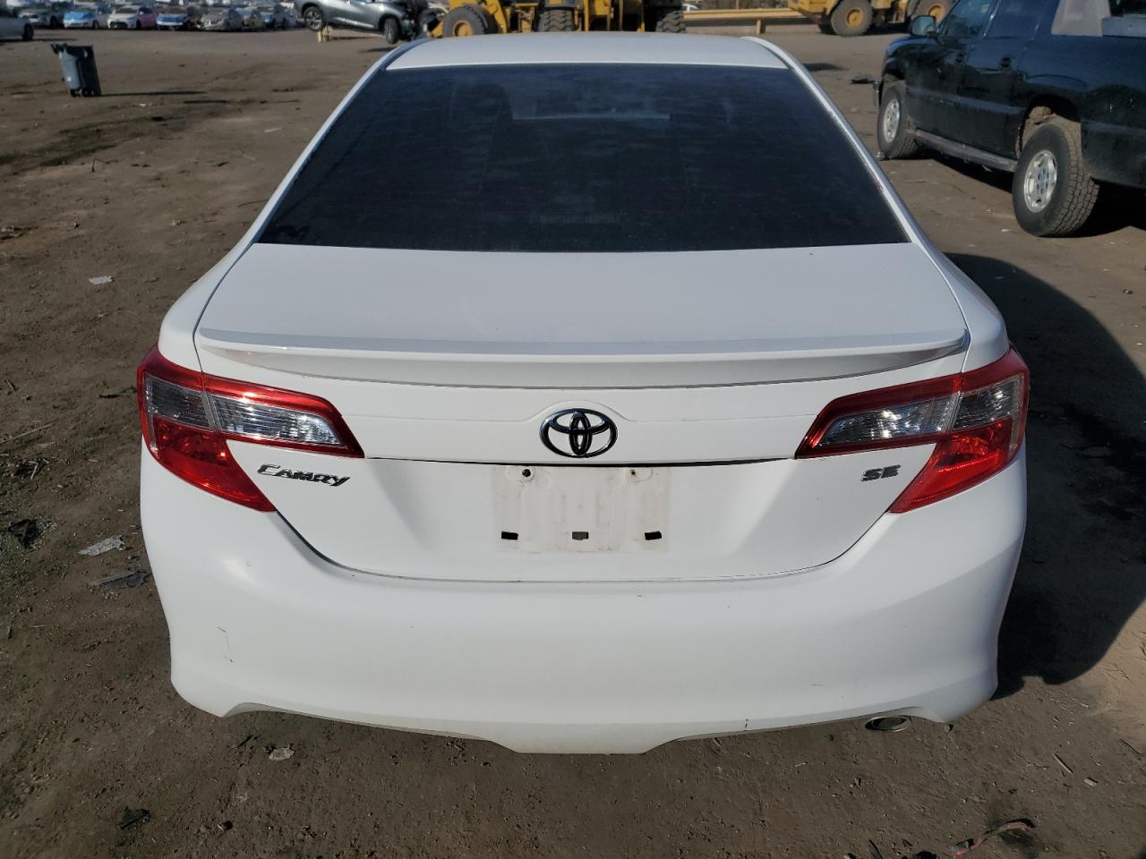 2012 Toyota Camry - Image 6