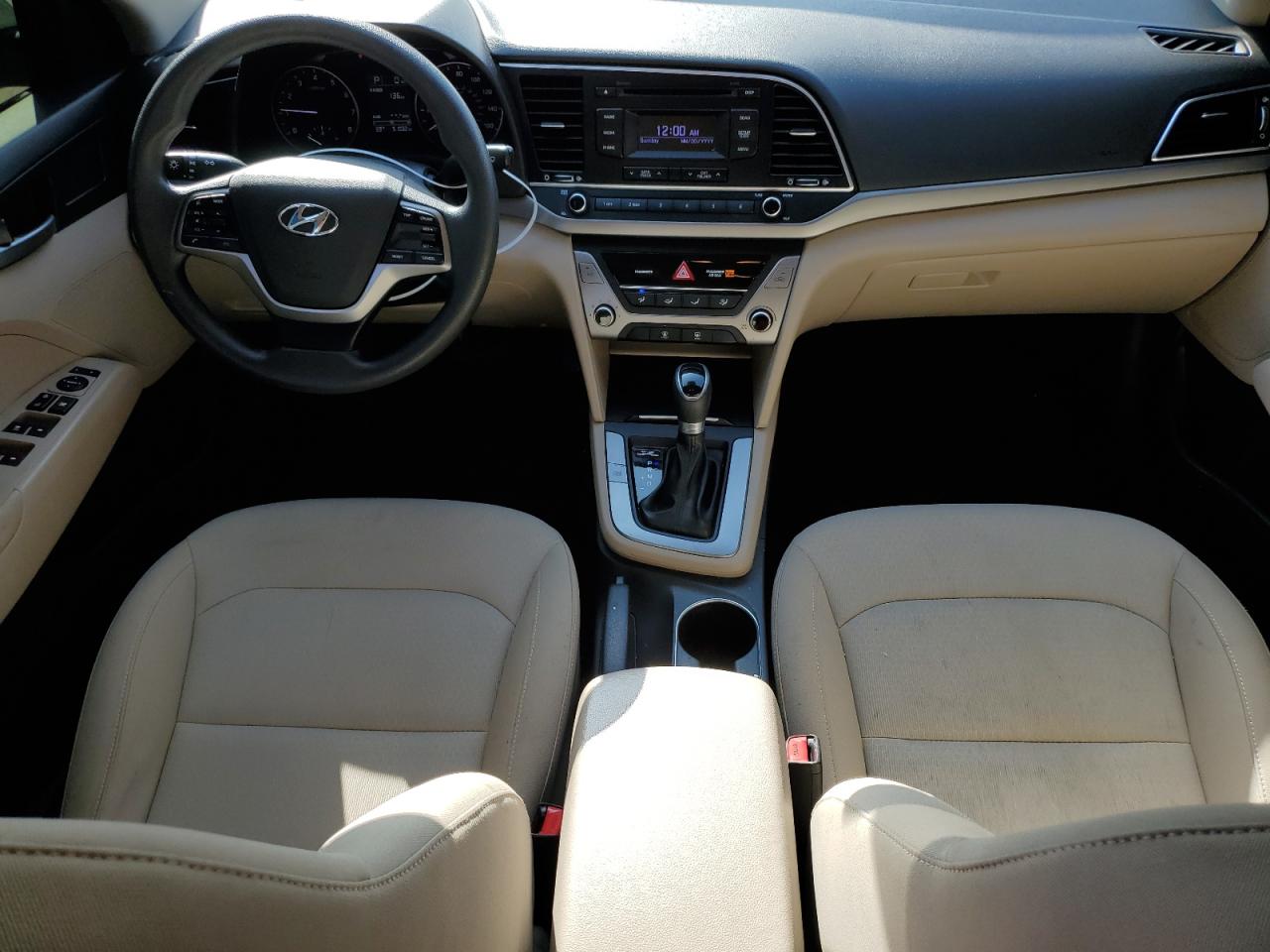 2017 Hyundai Elantra - Image 8