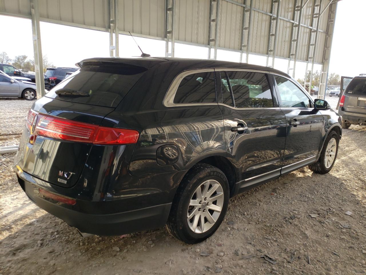 VIN 2LMHJ5NK3FBL03126 2015 LINCOLN MKT no.3