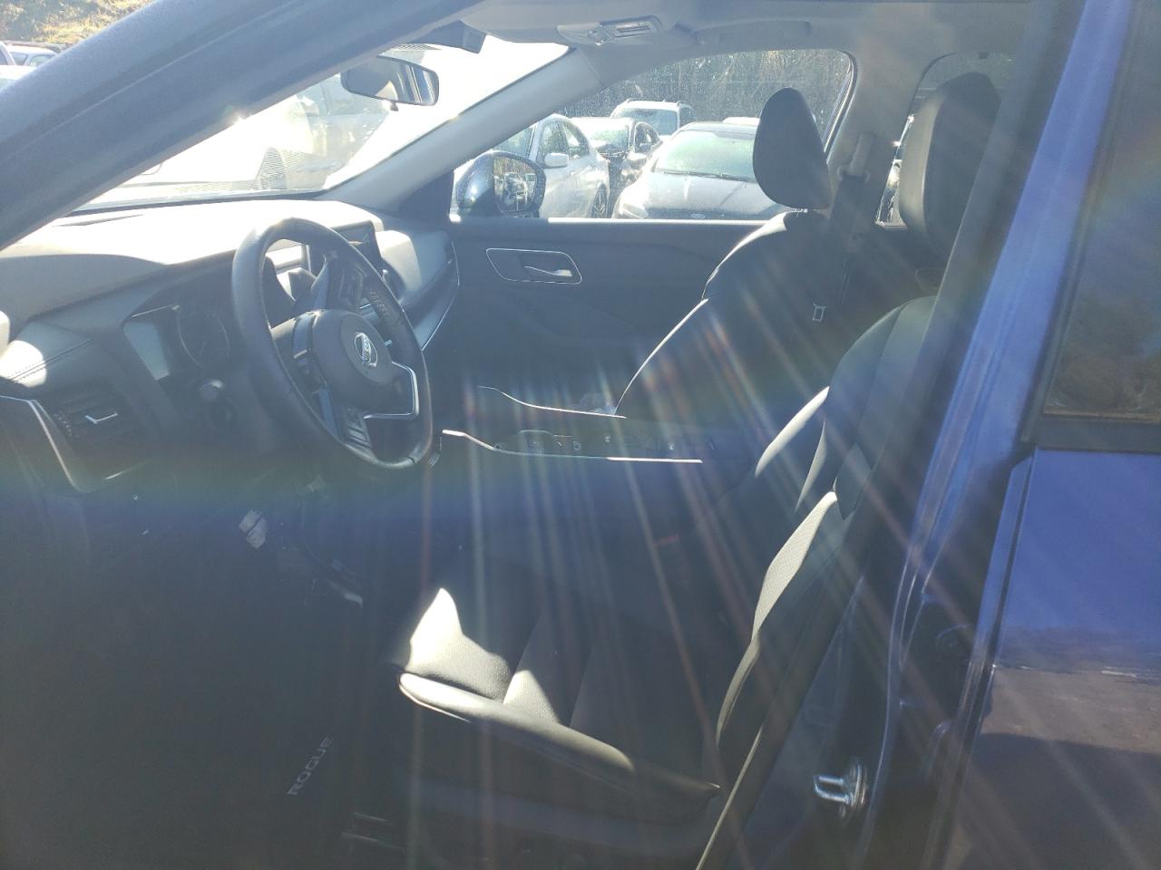 2021 Nissan Rogue - Image 7
