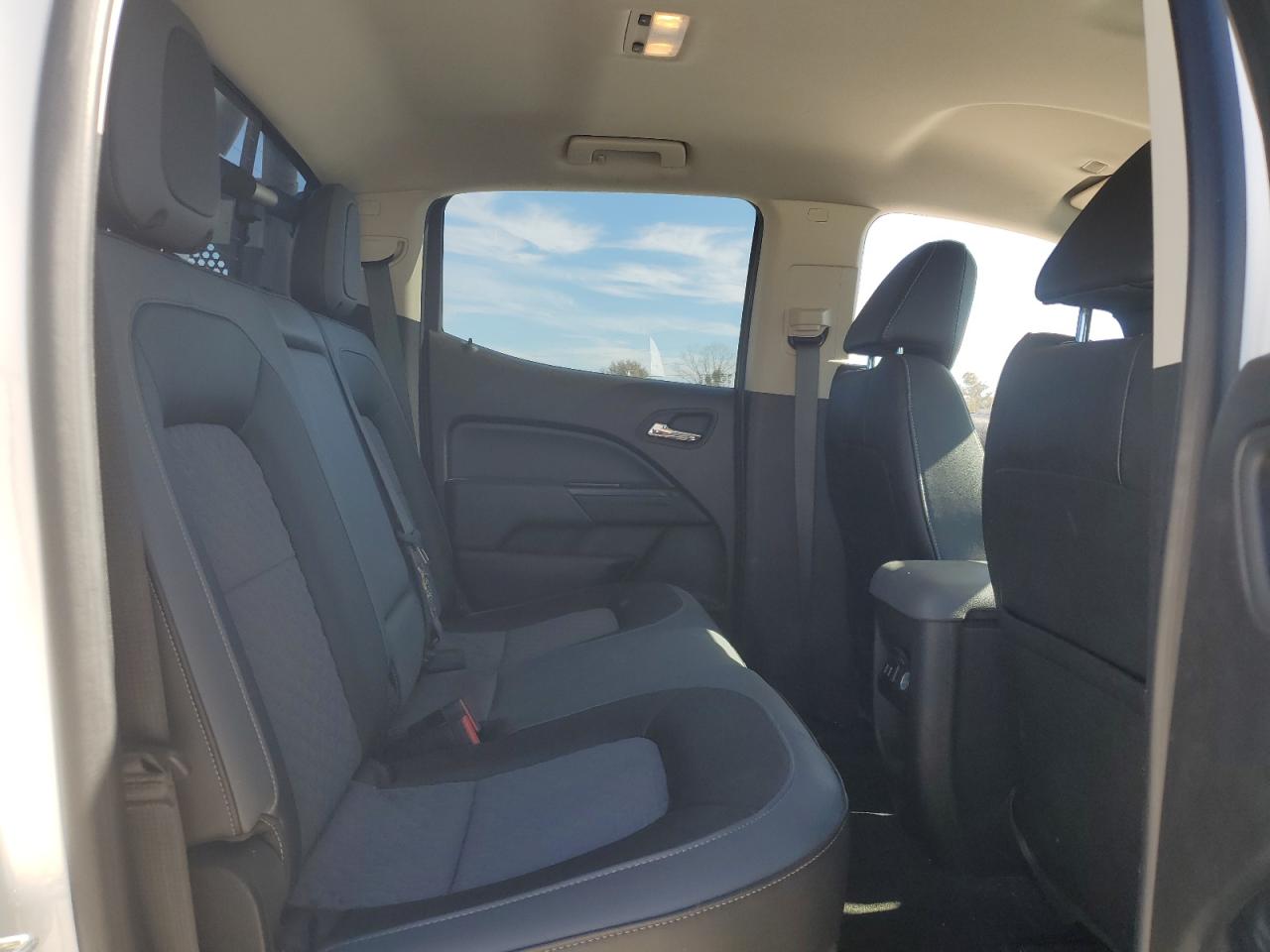 2016 Chevrolet Colorado - Image 10