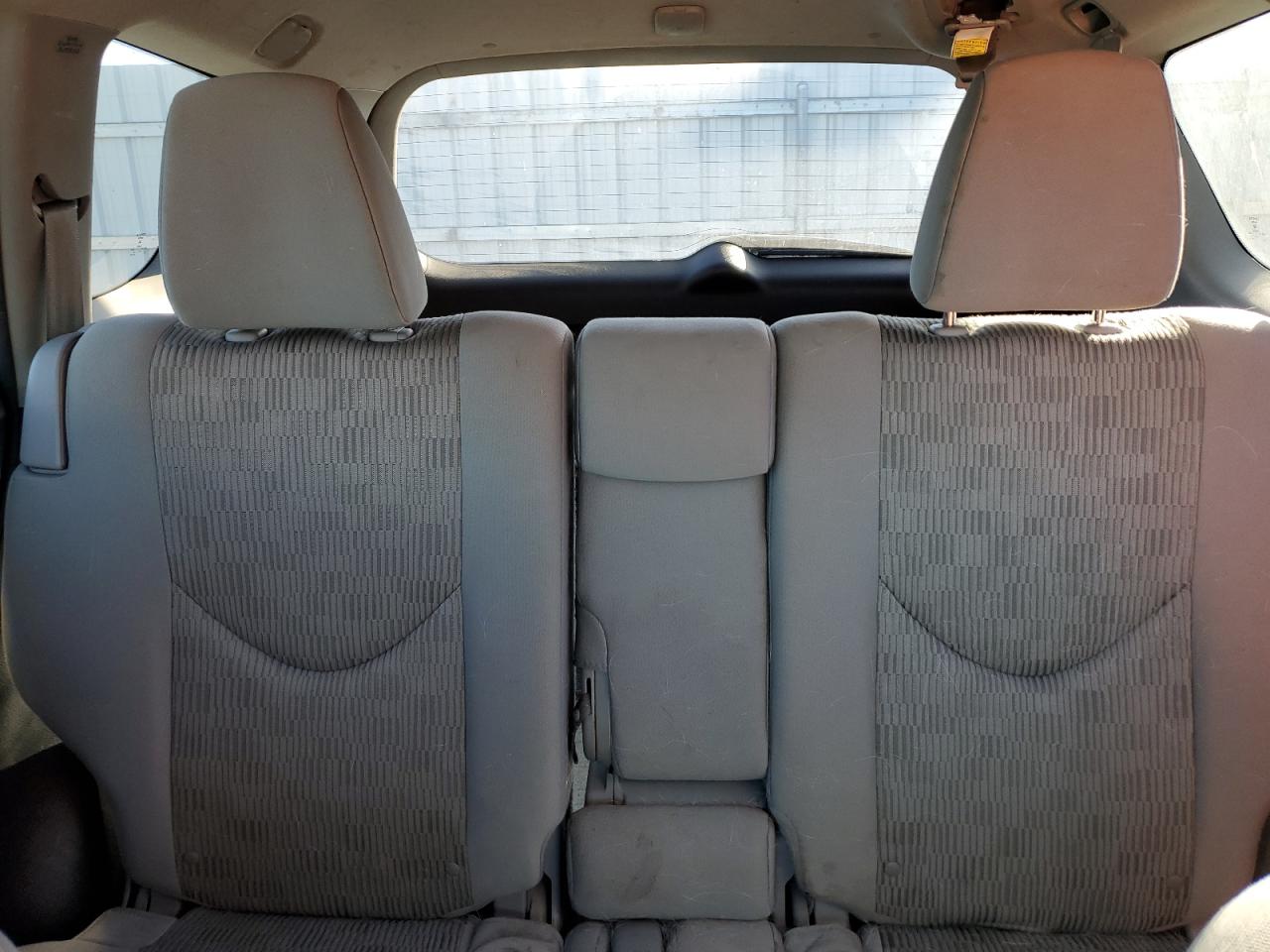 2012 Toyota RAV 4 - Image 10