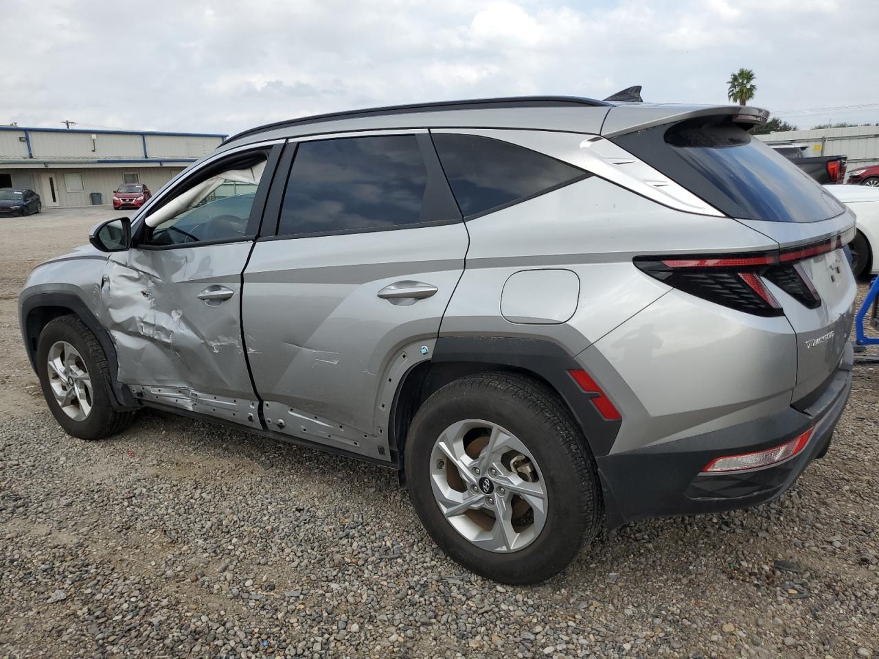 2023 Hyundai Tucson - Image 2