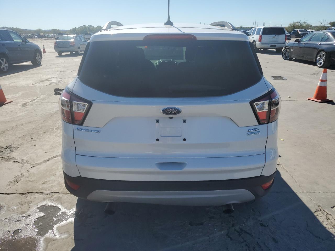 VIN 1FMCU0HD3JUA09256 2018 FORD ESCAPE no.6