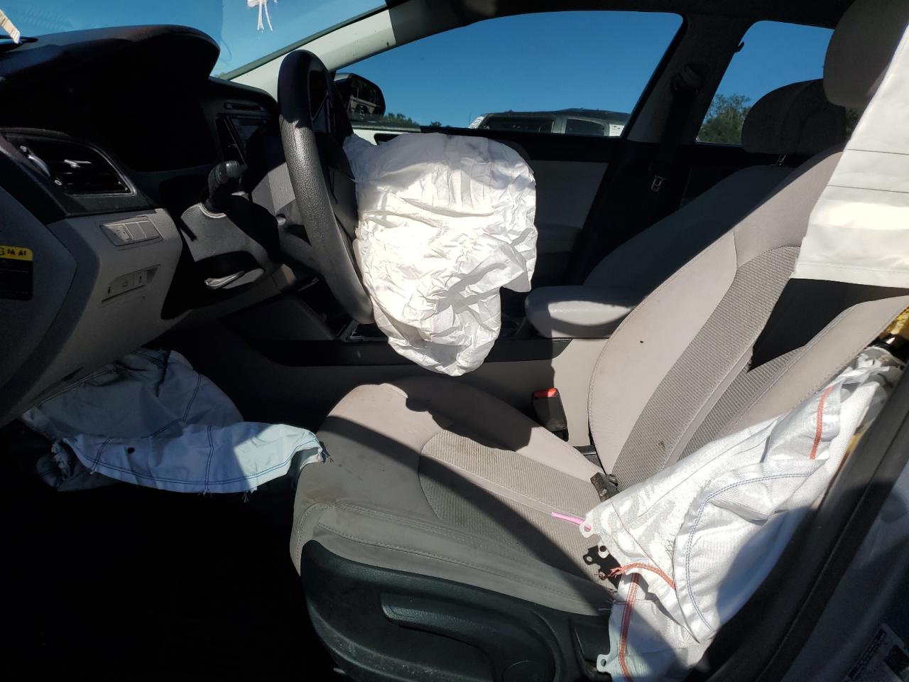2015 Hyundai Sonata - Image 7