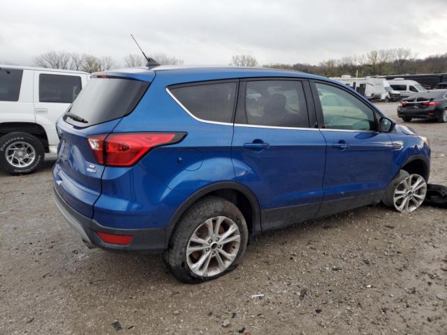  FORD ESCAPE 2019 Granatowy