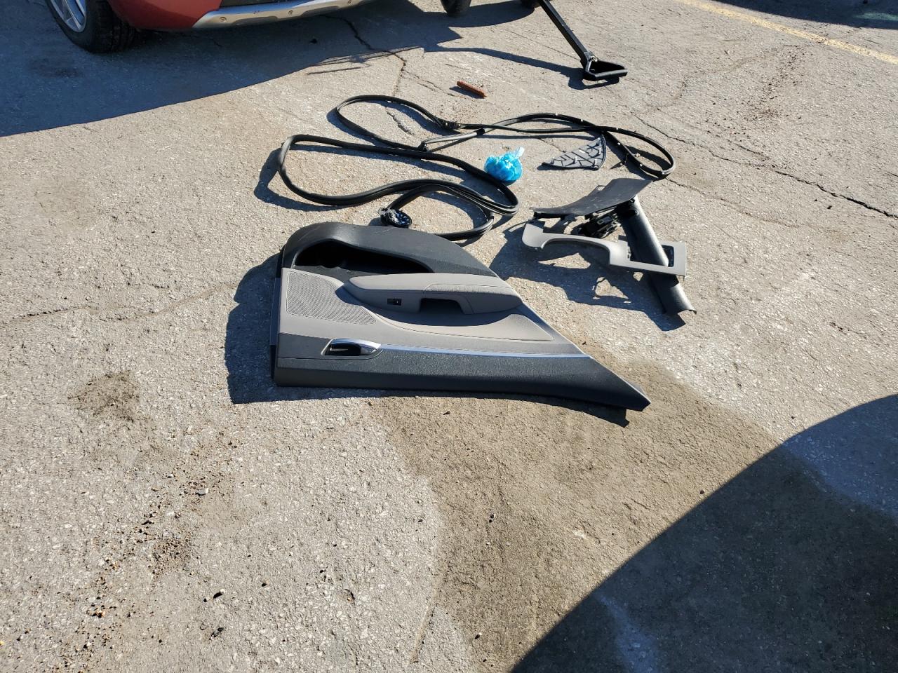 2020 Hyundai Elantra - Image 12