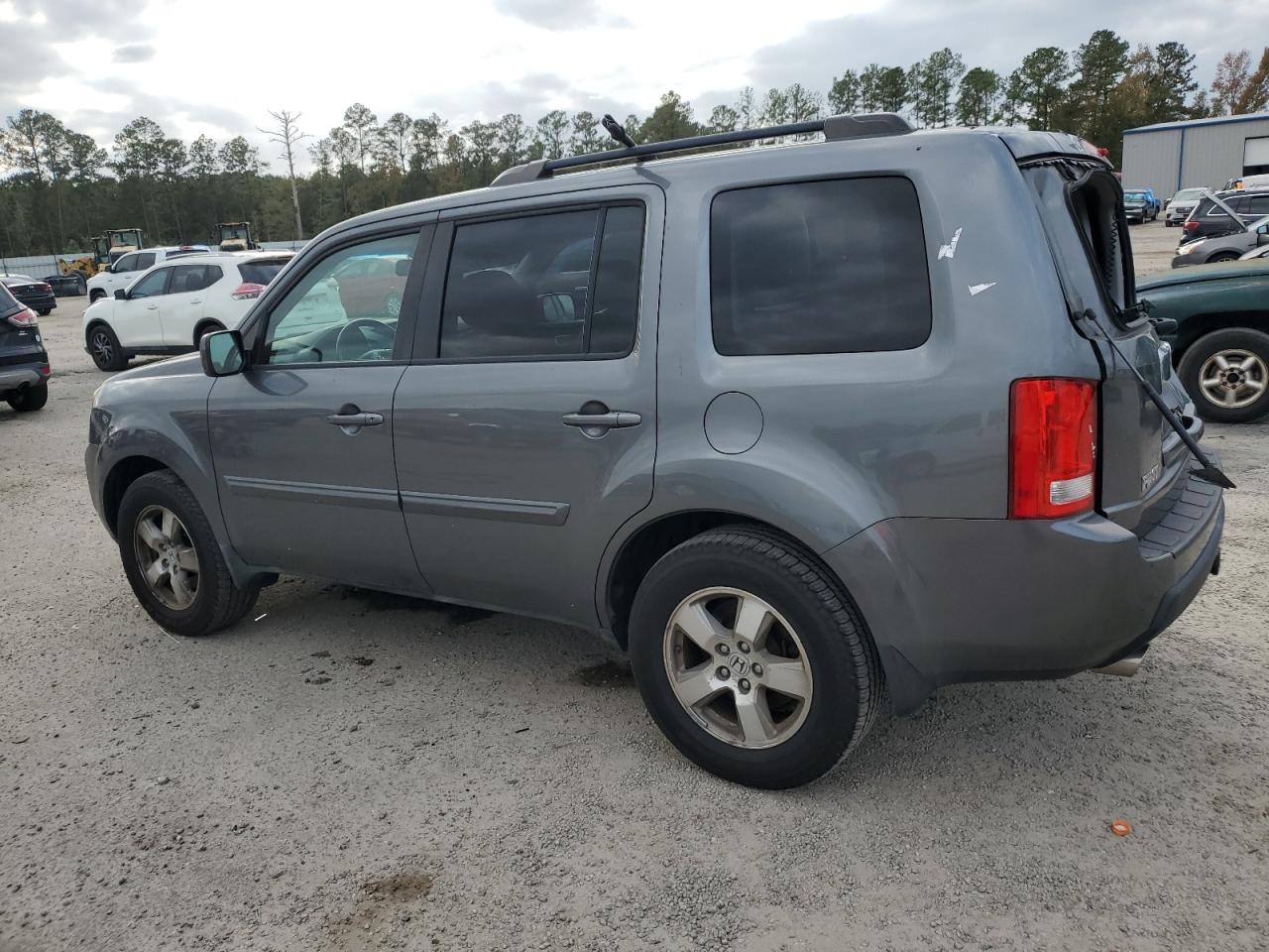 2011 Honda Pilot - Image 2
