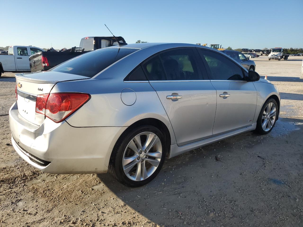 2012 Chevrolet Cruze - Image 3