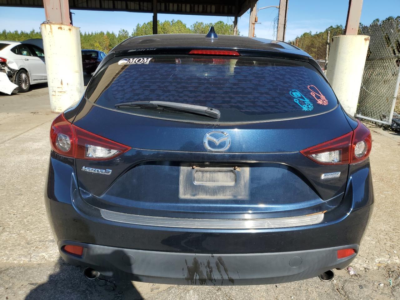 2015 Mazda 3 - Image 6