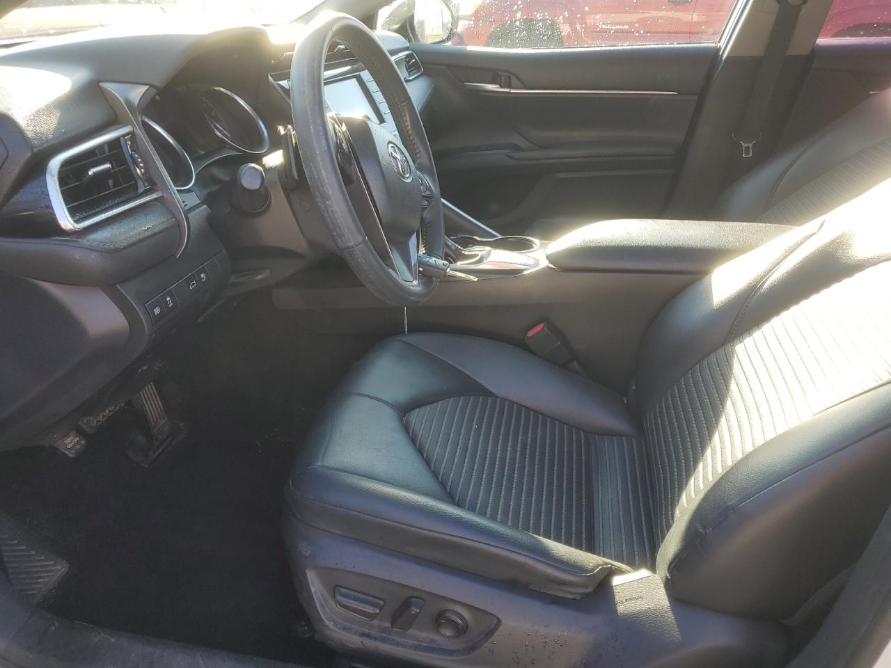 2018 Toyota Camry - Image 7