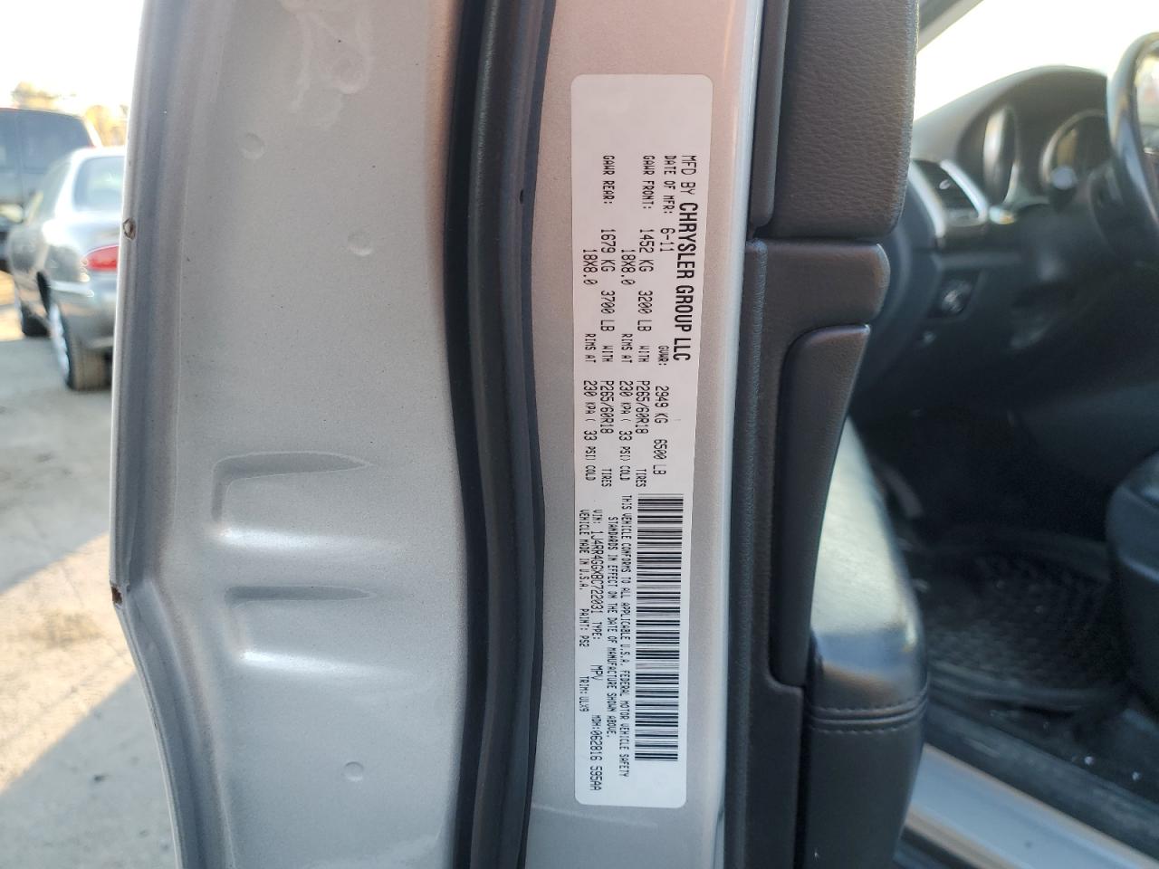 2011 Jeep Grand Cherokee - Image 13