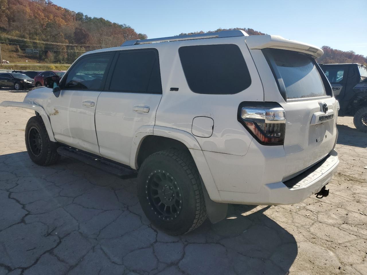 2017 Toyota 4Runner - Image 2