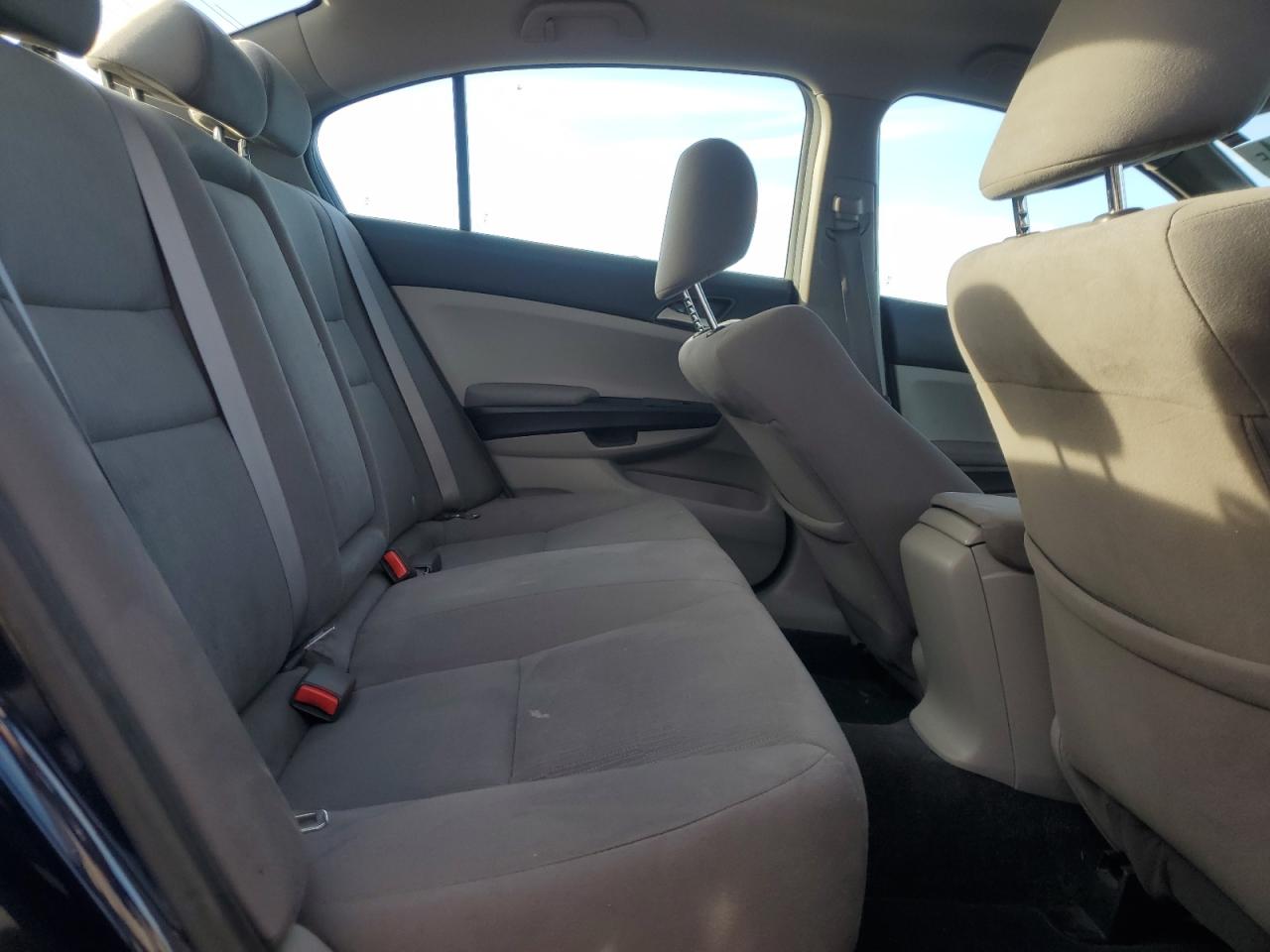 2011 Honda Accord - Image 10
