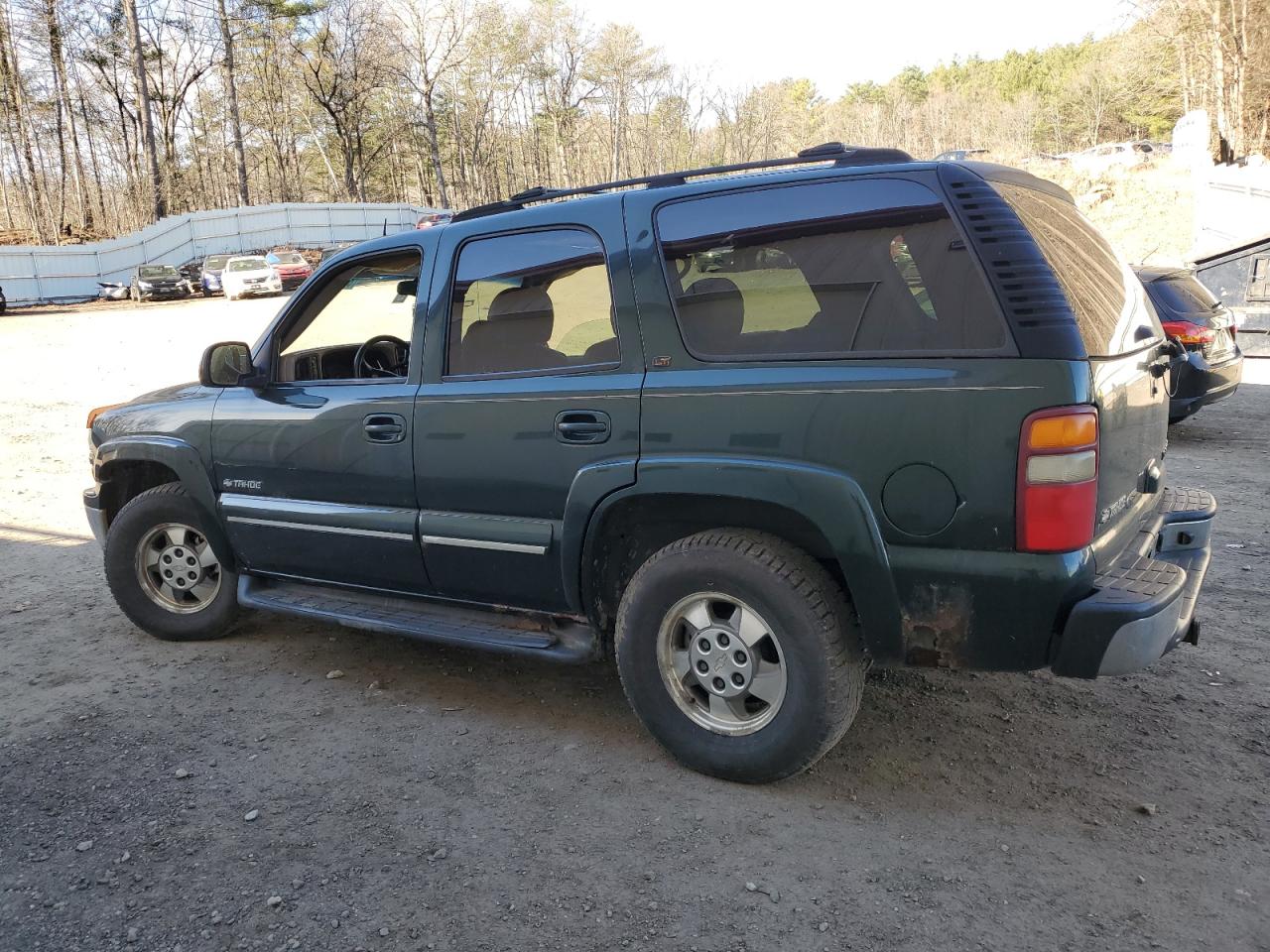 2002 Chevrolet Tahoe - Image 2